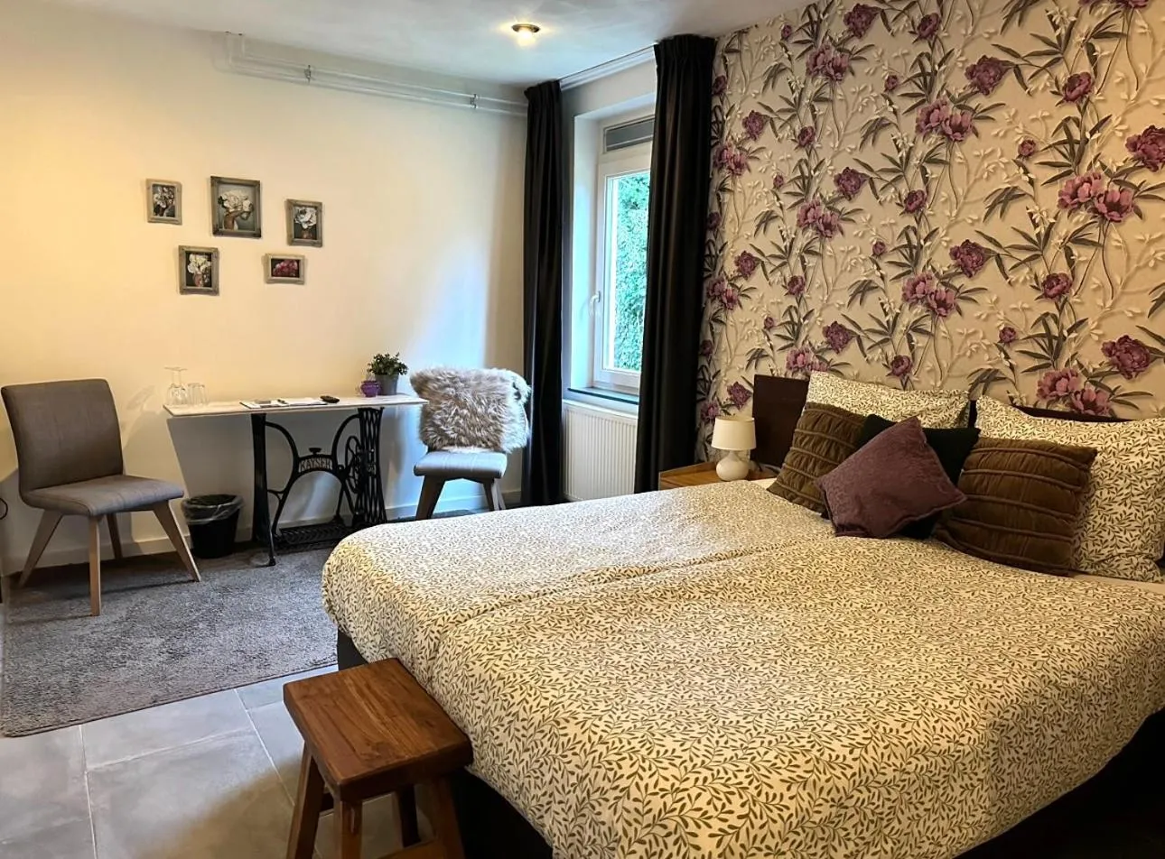 Bedroom, Bed in Gasterij Hotel Dennenoord