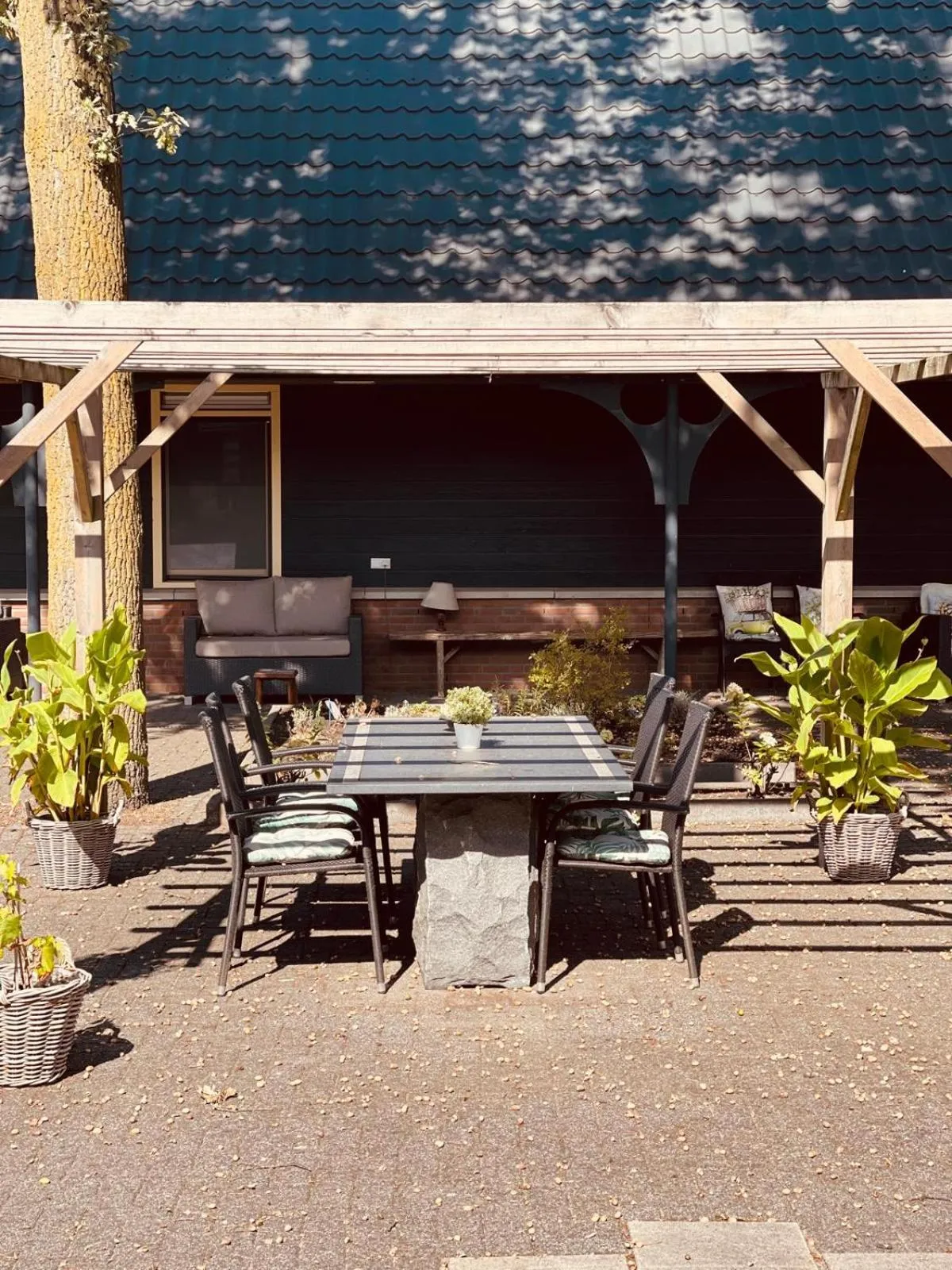 Inner courtyard view in Gasterij Hotel Dennenoord