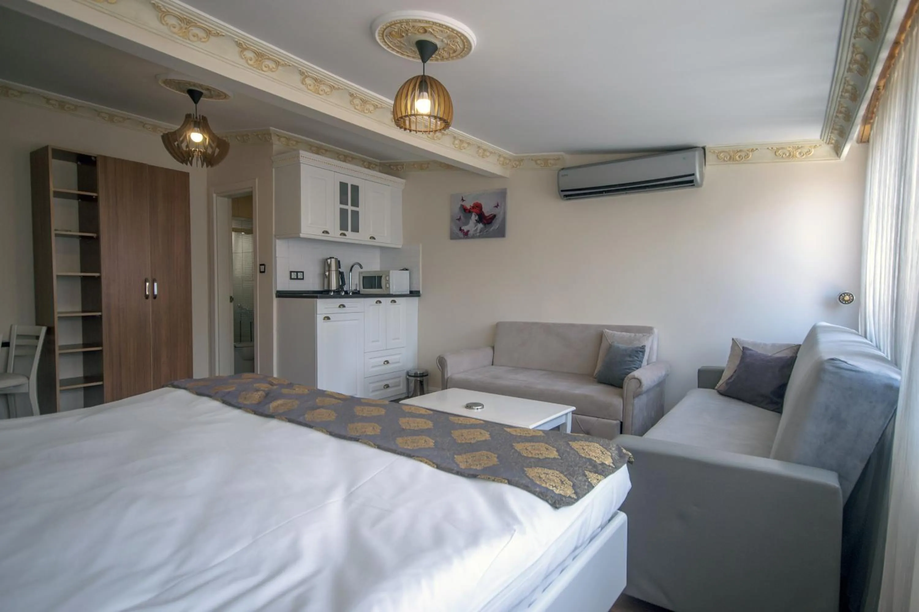 Bed in IQ Hotel Beyoğlu