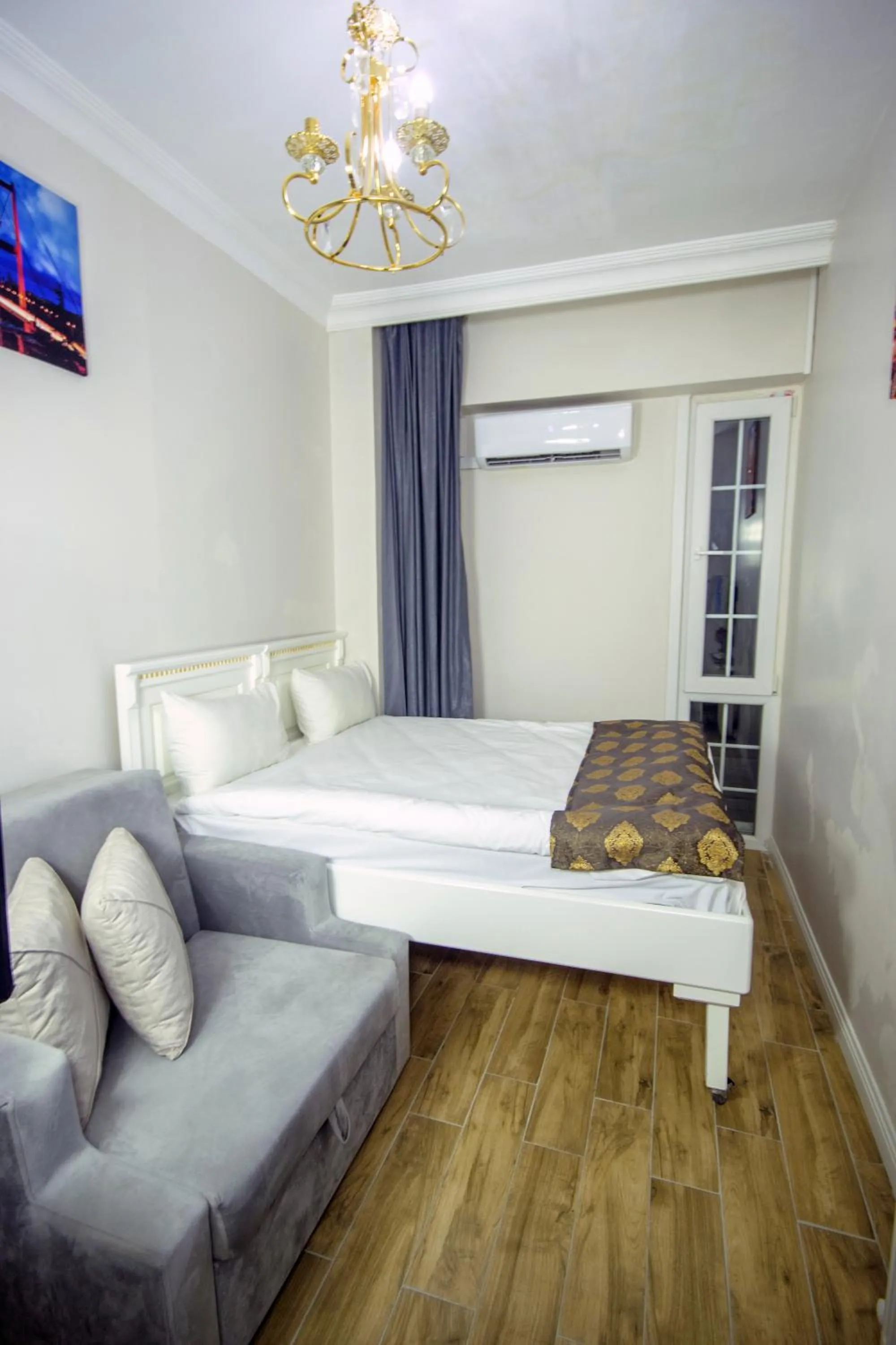 Bed in IQ Hotel Beyoğlu