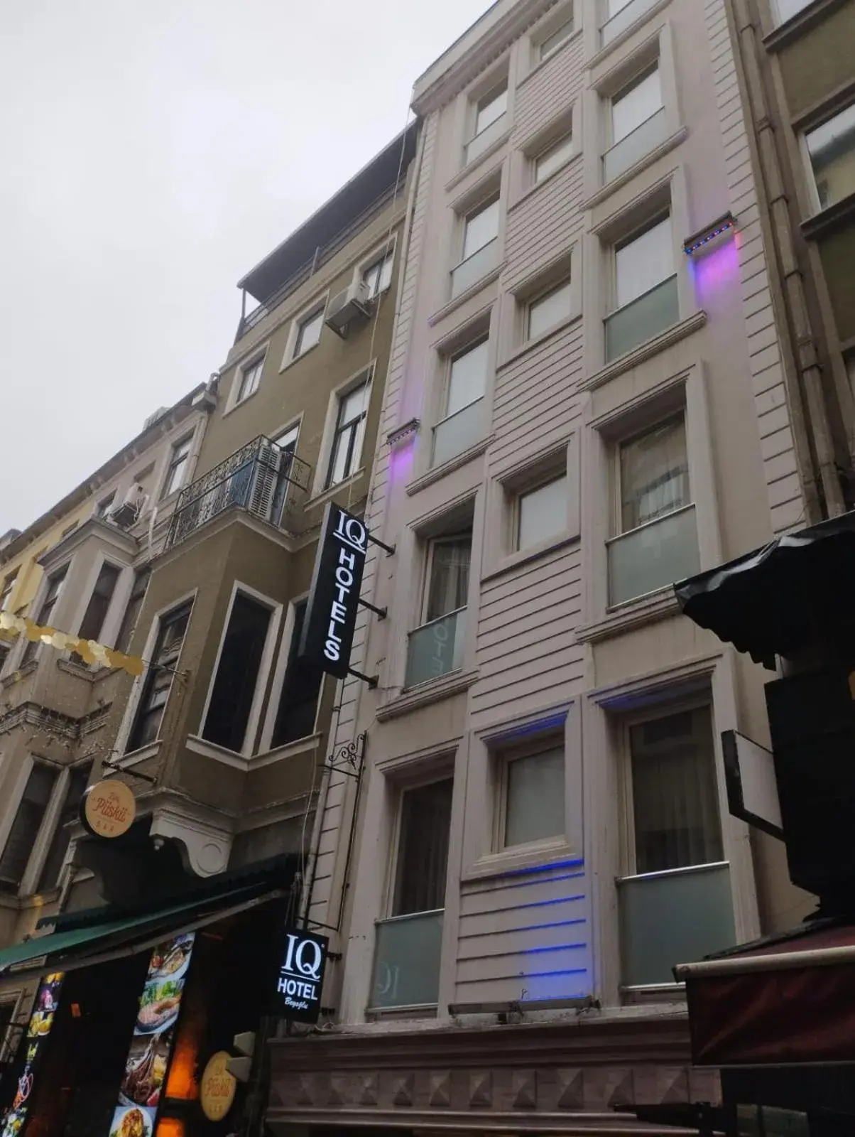 Property building in IQ Hotel Beyoğlu Property building in IQ Hotel Beyoğlu