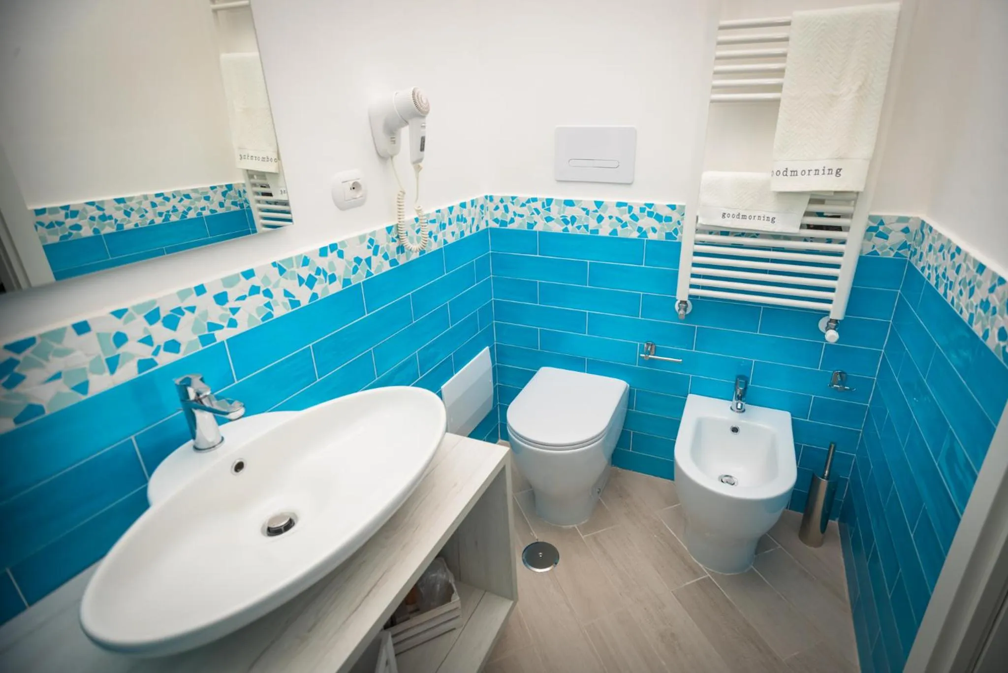 Toilet in Chiaro di Luna