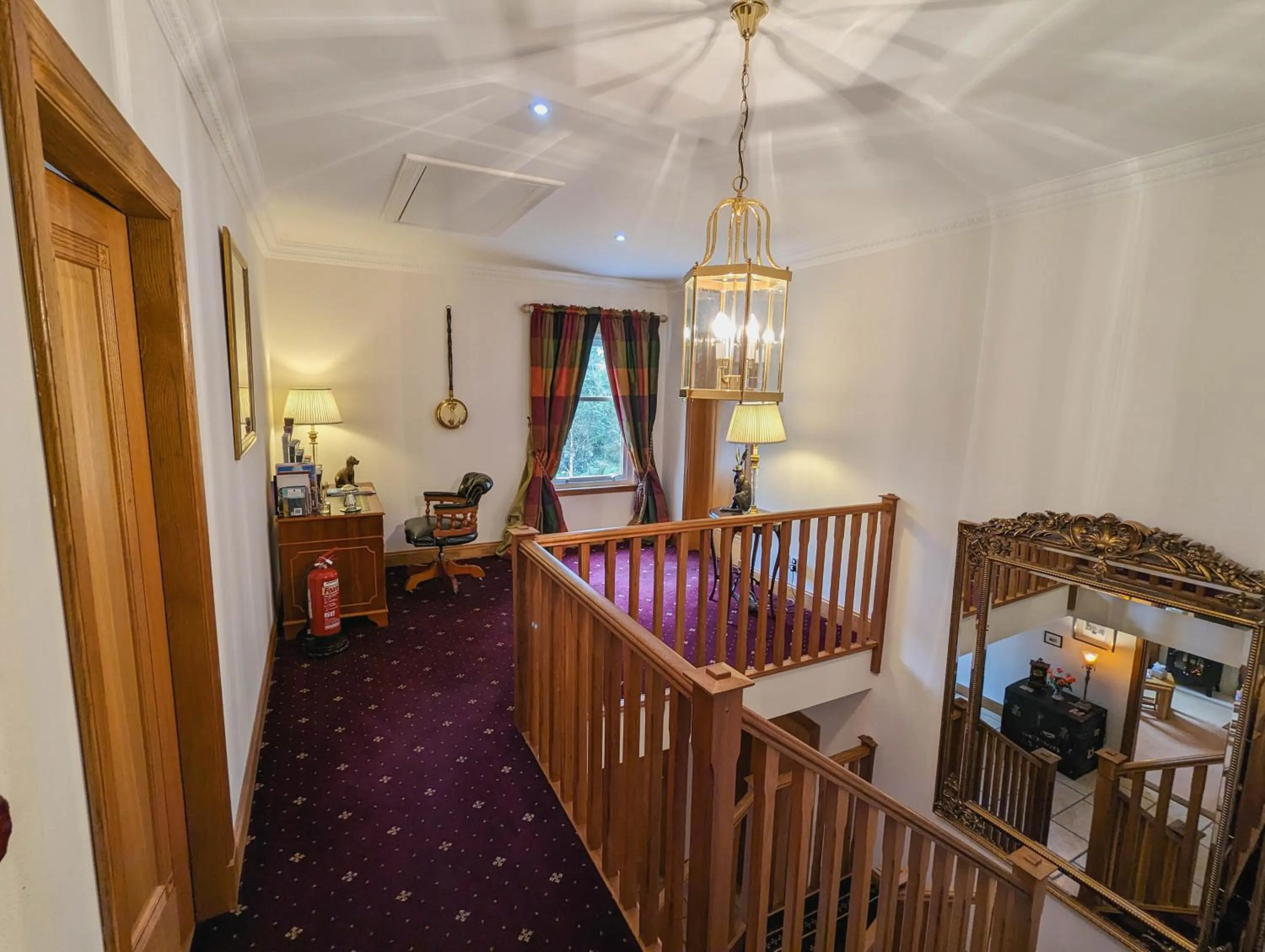 Bed in Arden Country House