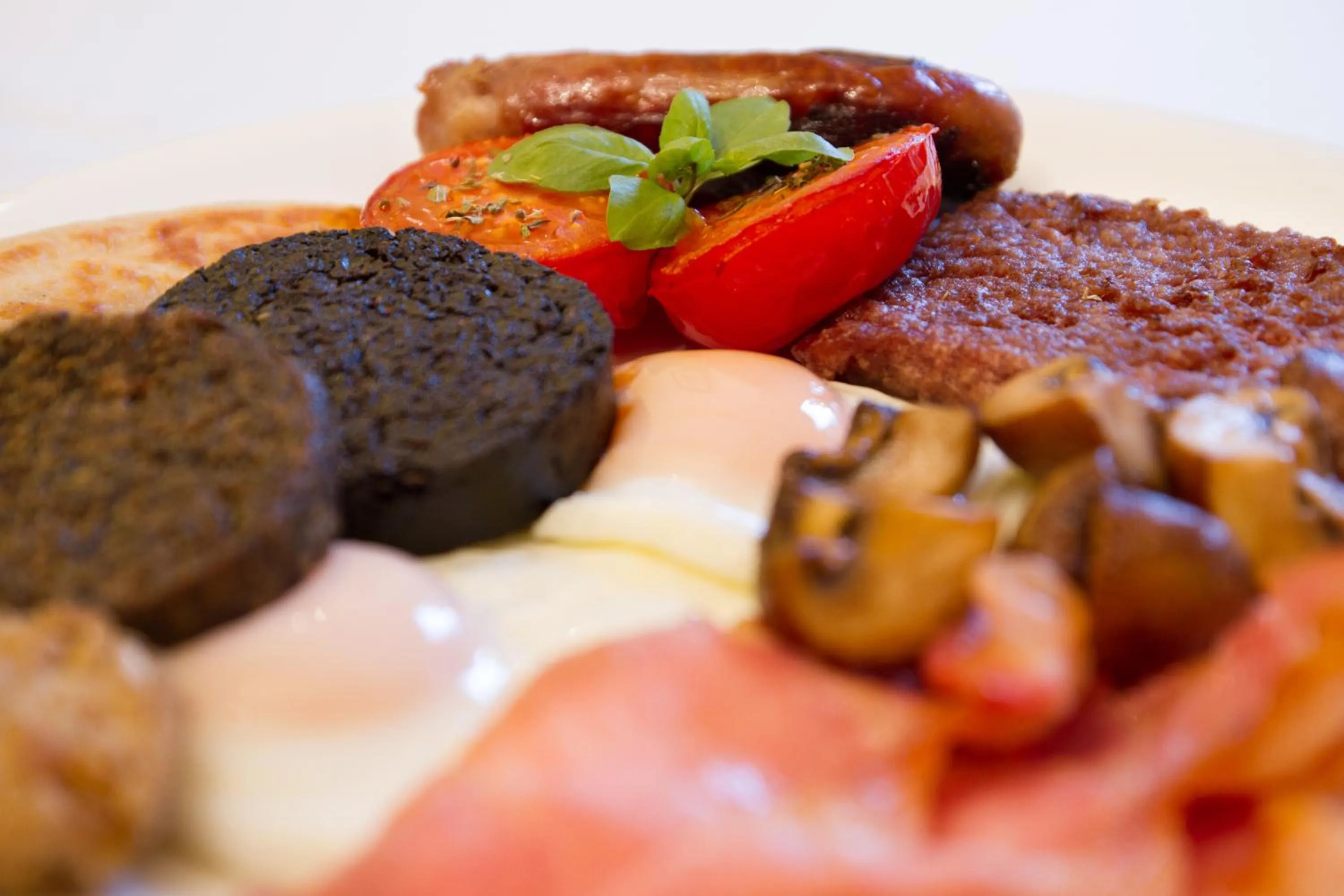 Breakfast in Arden Country House