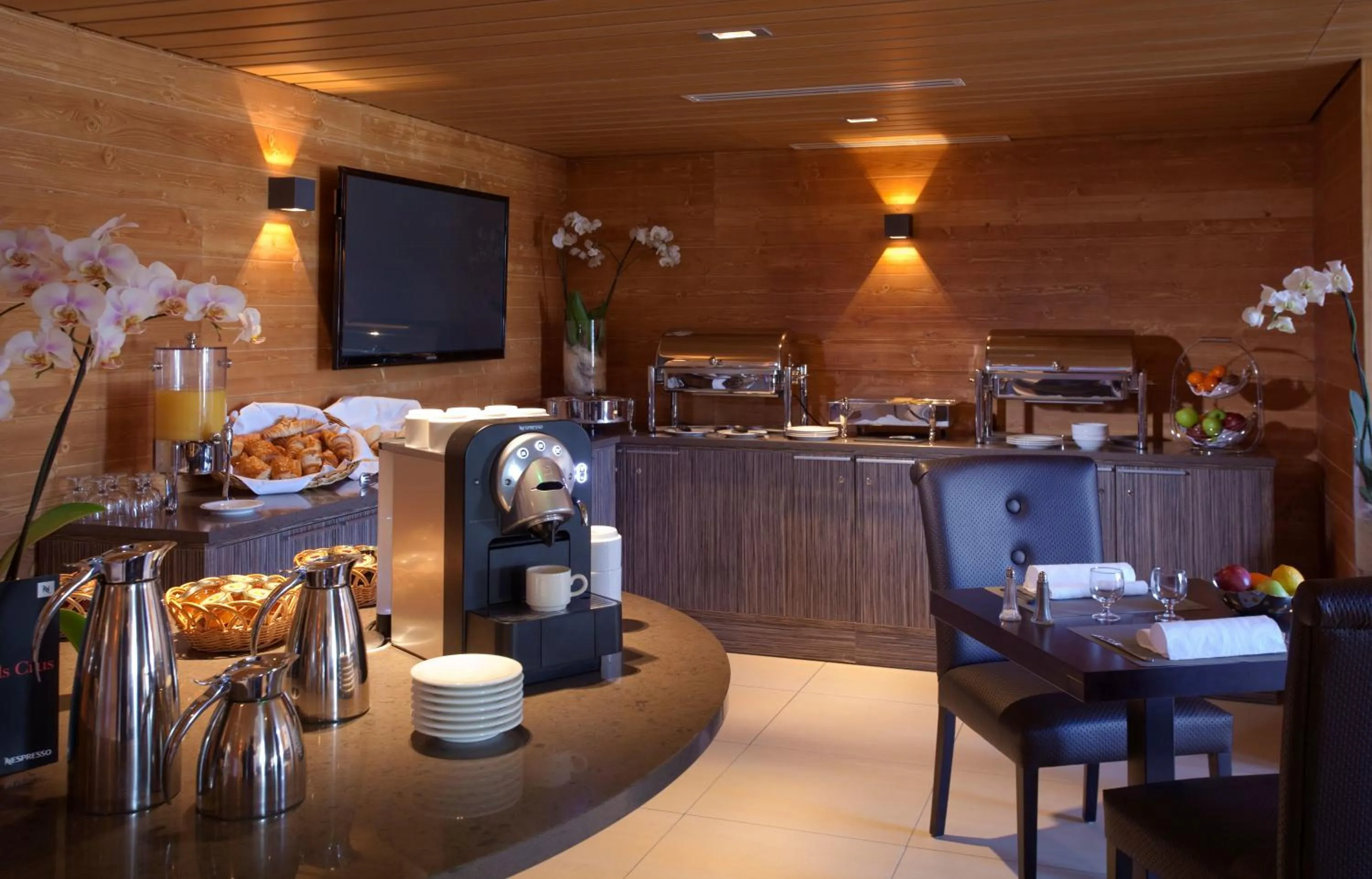 Buffet breakfast in Lagrange Vacances l'Alpenrose