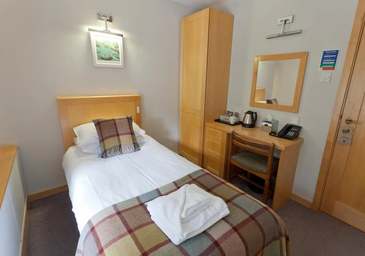 Bedroom, Bed in Dartington Hall