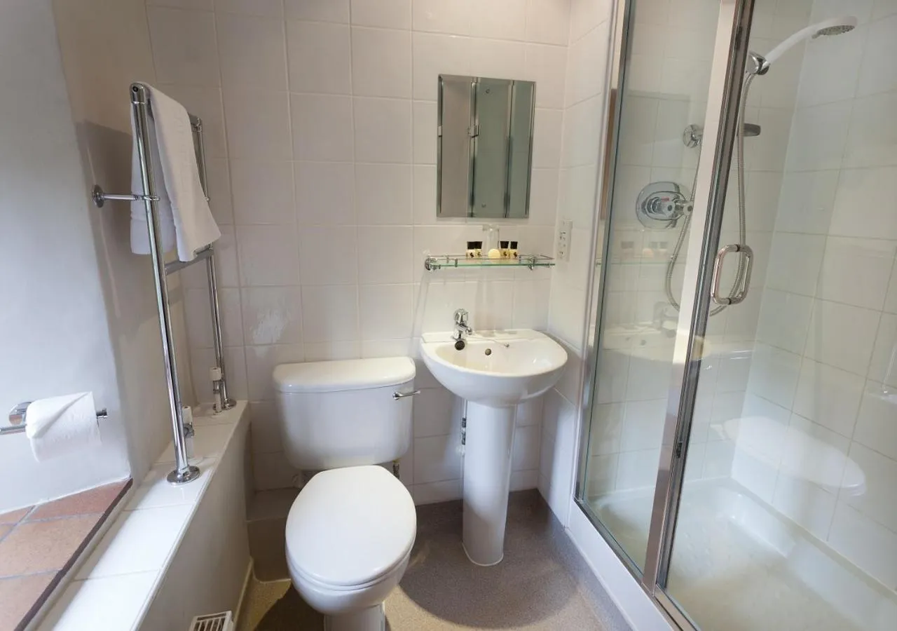 Shower in Dartington Hall