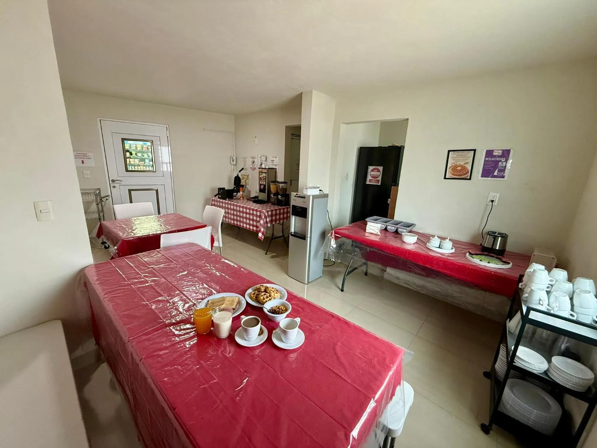 Breakfast, Bed in Hotel Arbis