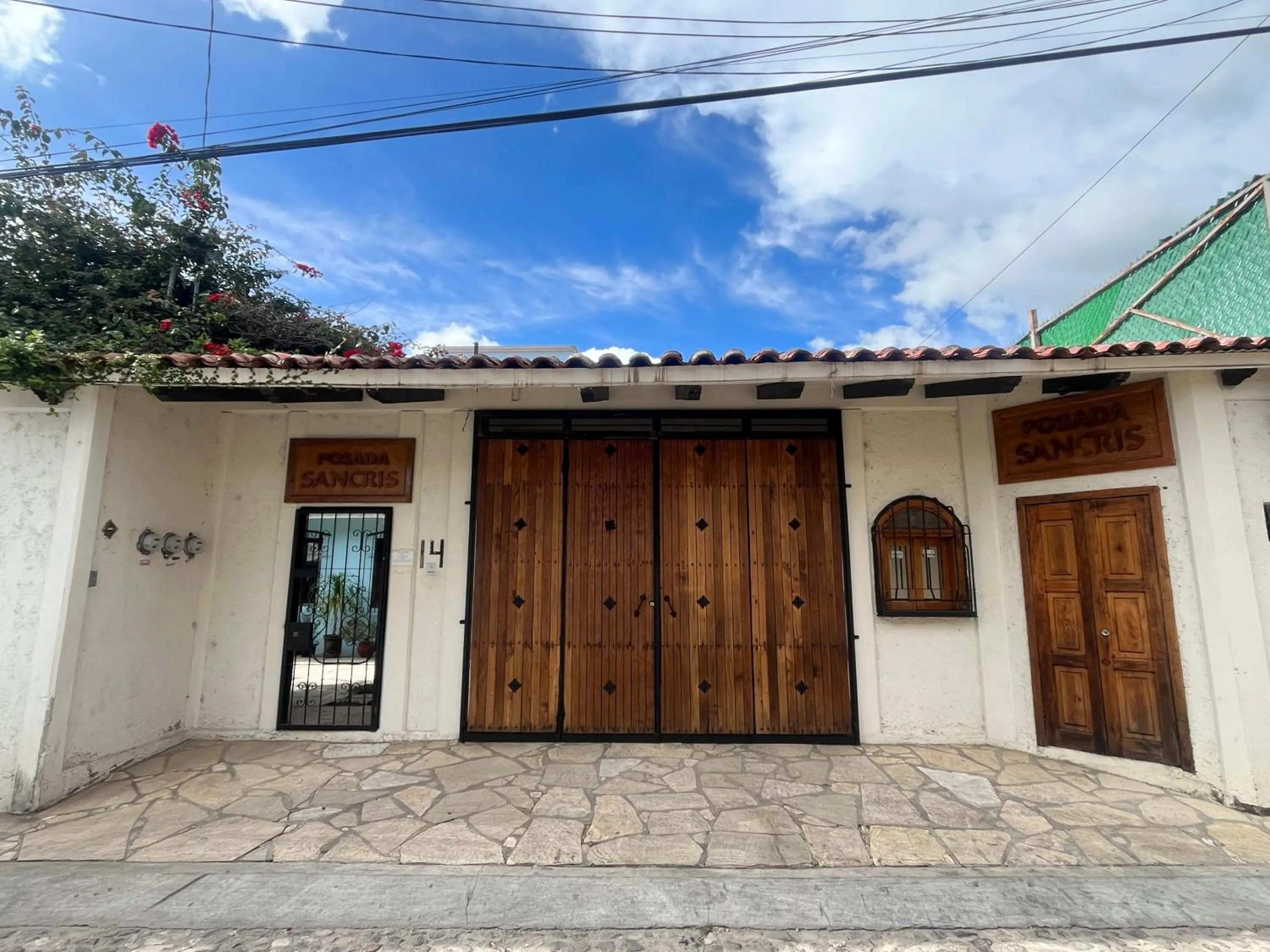 Property building in Posada Sancris