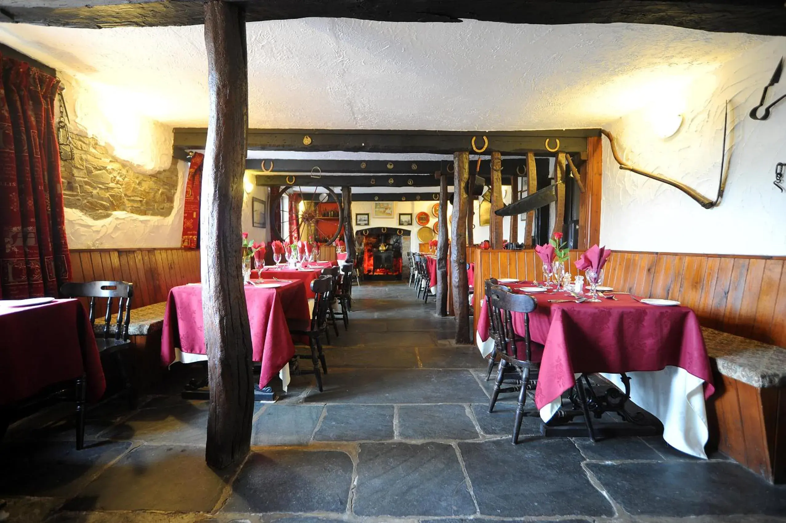 Restaurant/places to eat in The West Country Inn Restaurant/places to eat in The West Country Inn
