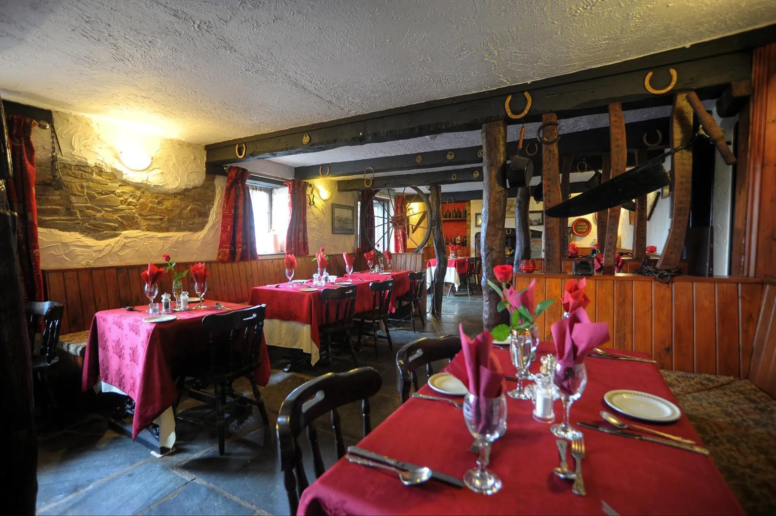 Restaurant/places to eat in The West Country Inn Restaurant/places to eat in The West Country Inn