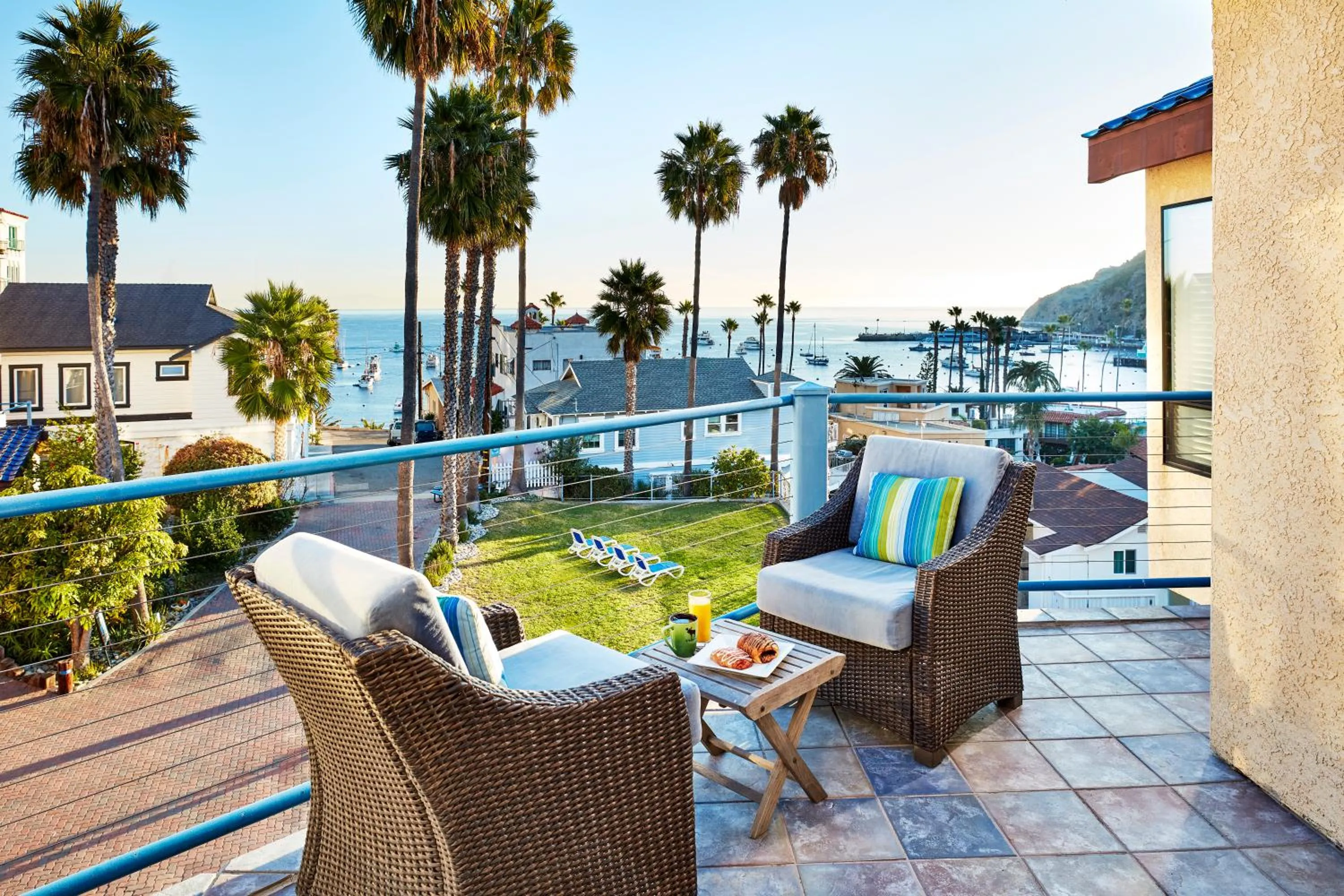Balcony/Terrace in Seaport Village Inn, Avalon