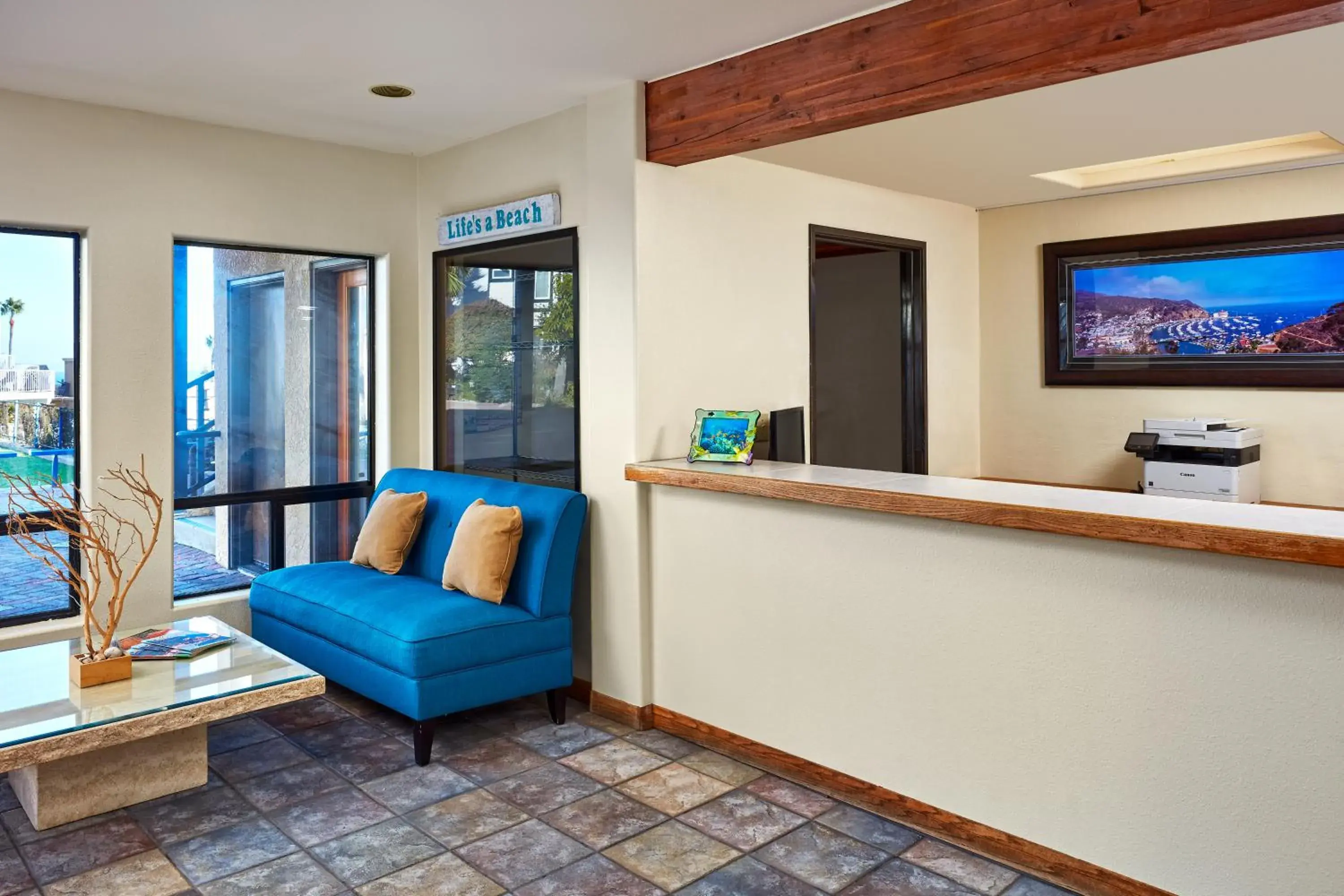 Lobby or reception in Seaport Village Inn, Avalon Lobby or reception in Seaport Village Inn, Avalon