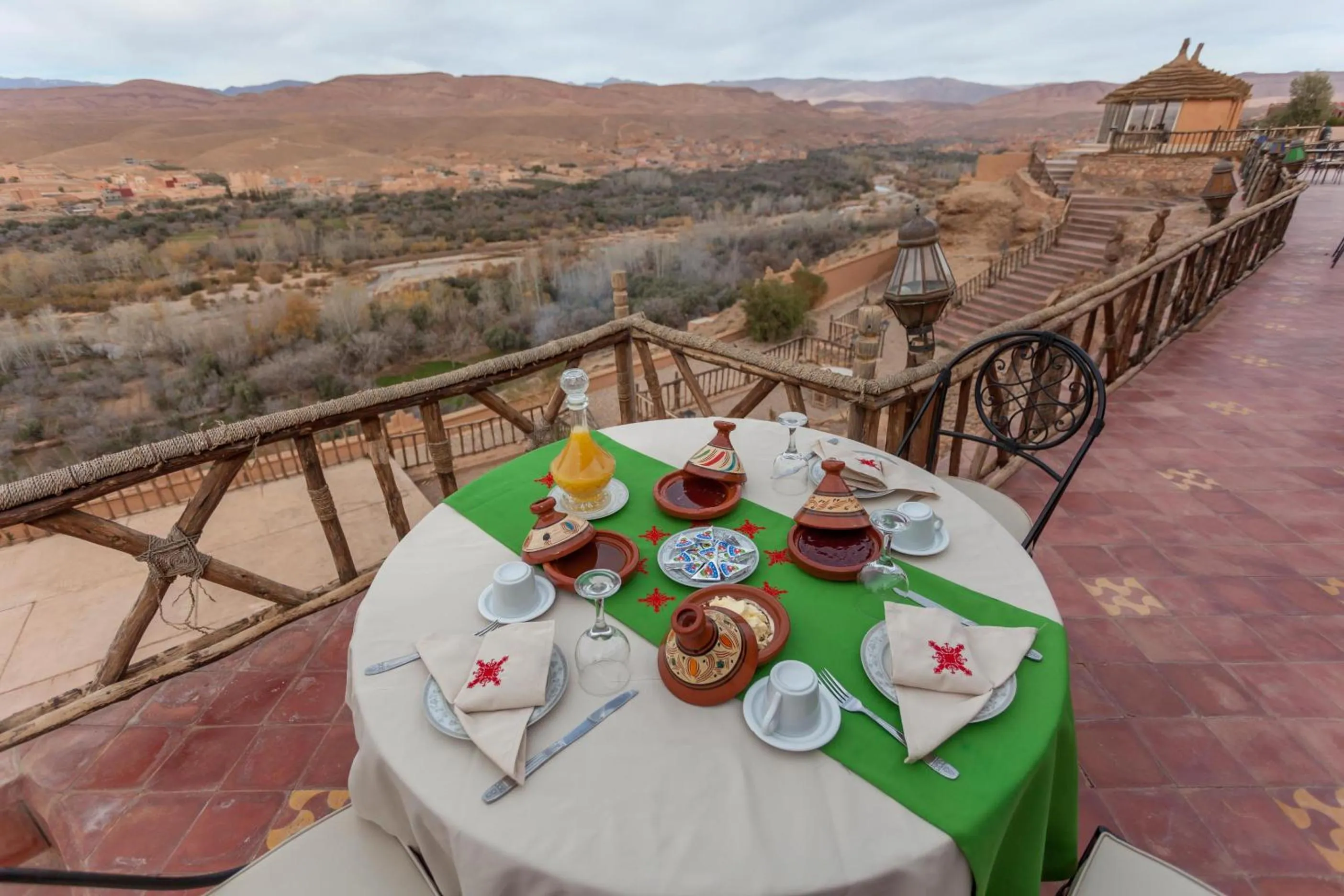Breakfast in Kasbah Tizzarouine