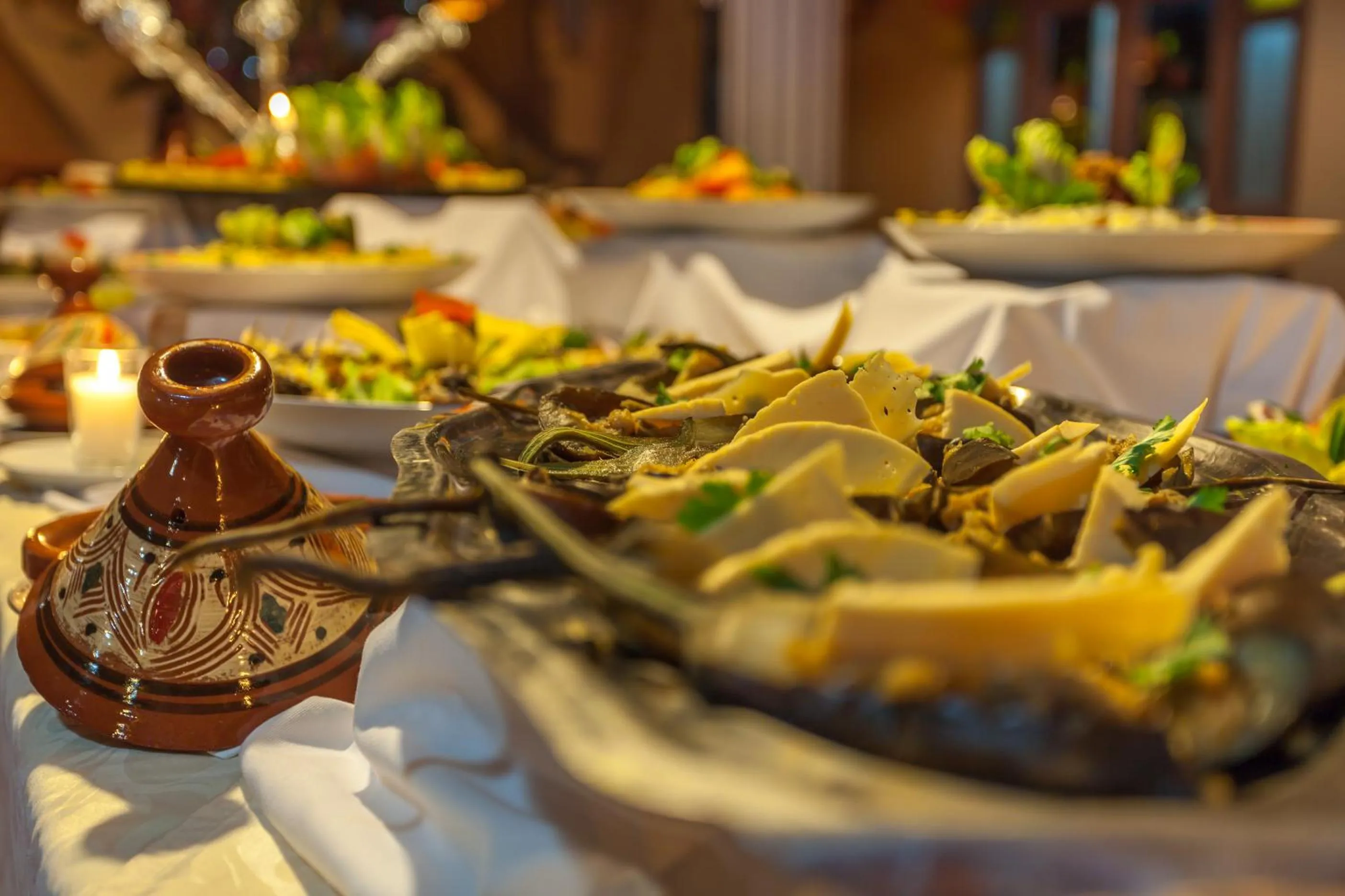 Restaurant/places to eat in Kasbah Tizzarouine