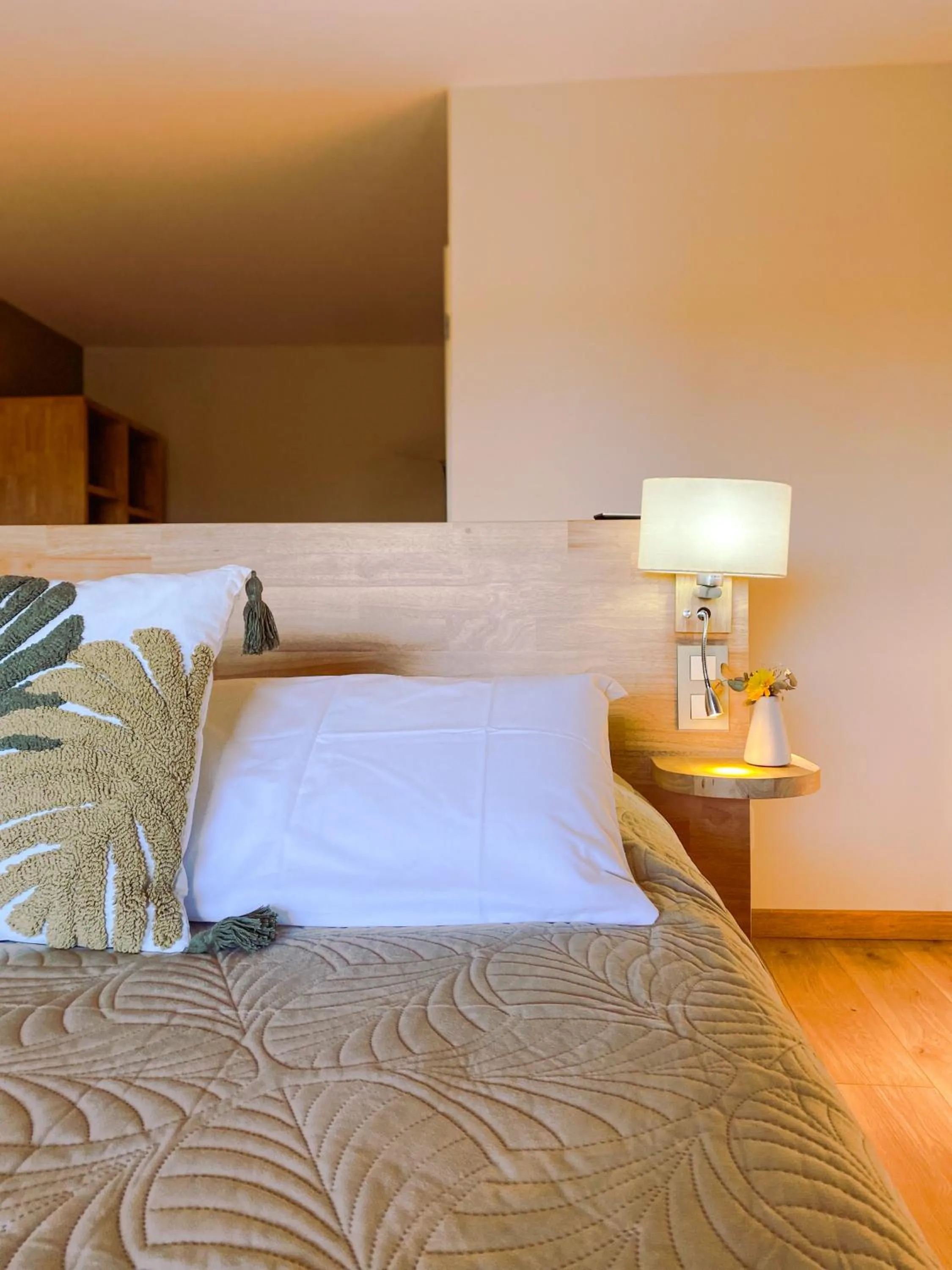 Bedroom, Bed in Château le Bouïs