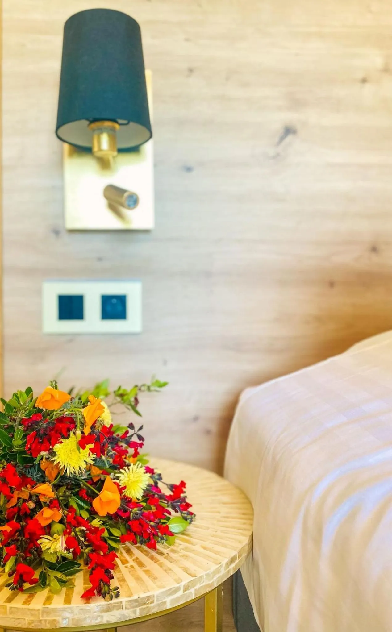 Decorative detail, Bed in Château le Bouïs