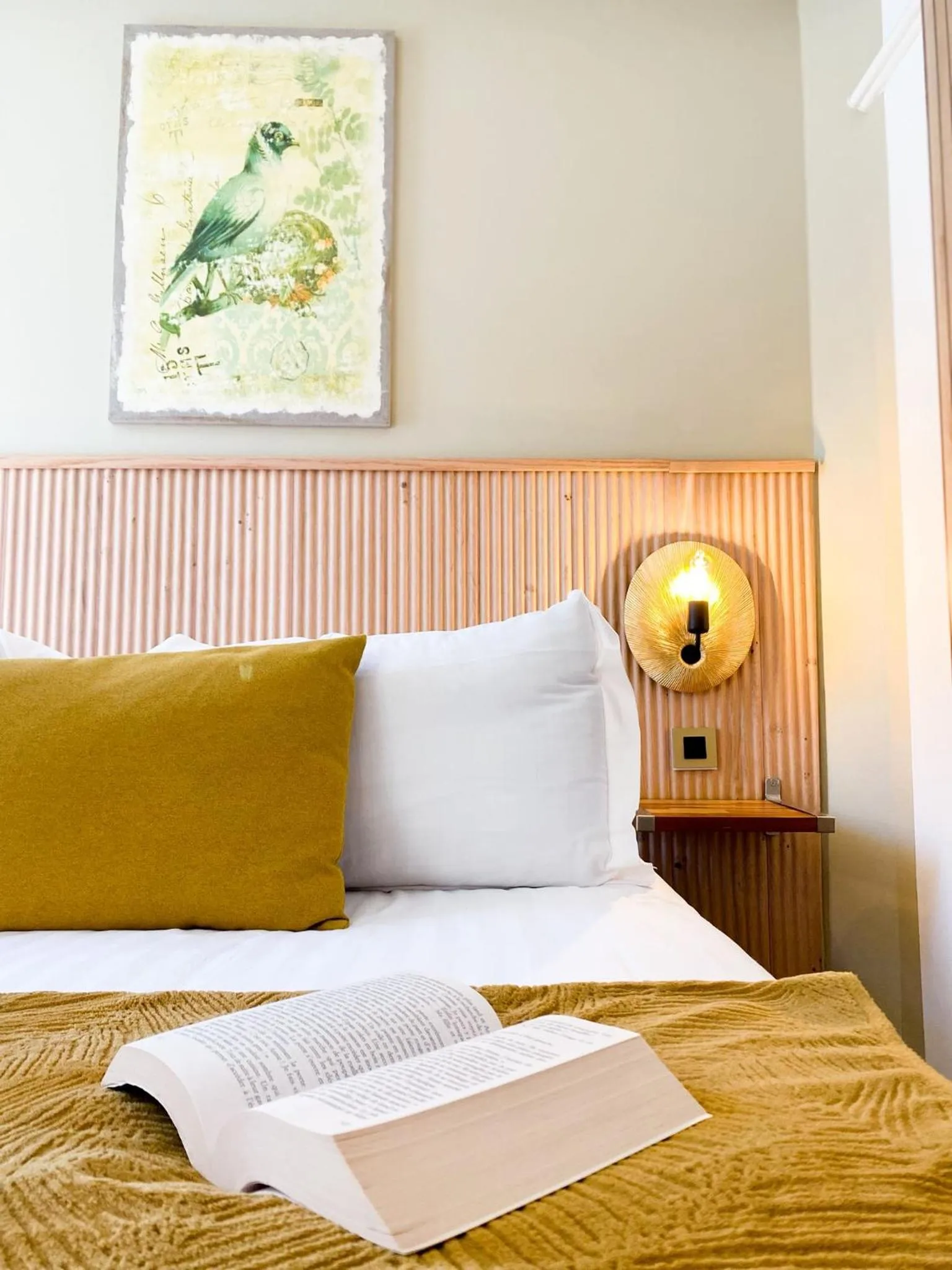 Bedroom, Bed in Château le Bouïs