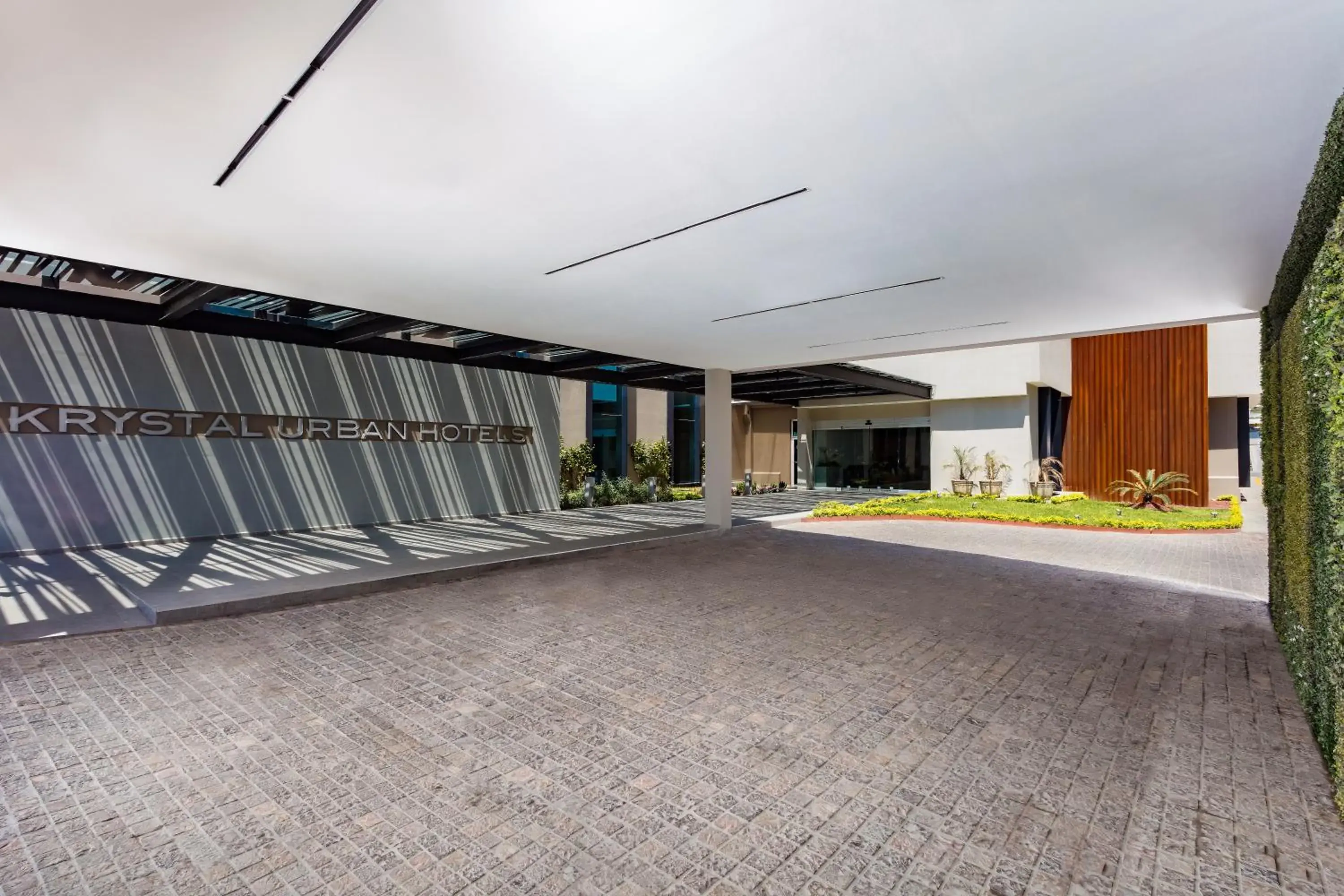 Facade/entrance in Krystal Urban Monterrey San Jeronimo Facade/entrance in Krystal Urban Monterrey San Jeronimo