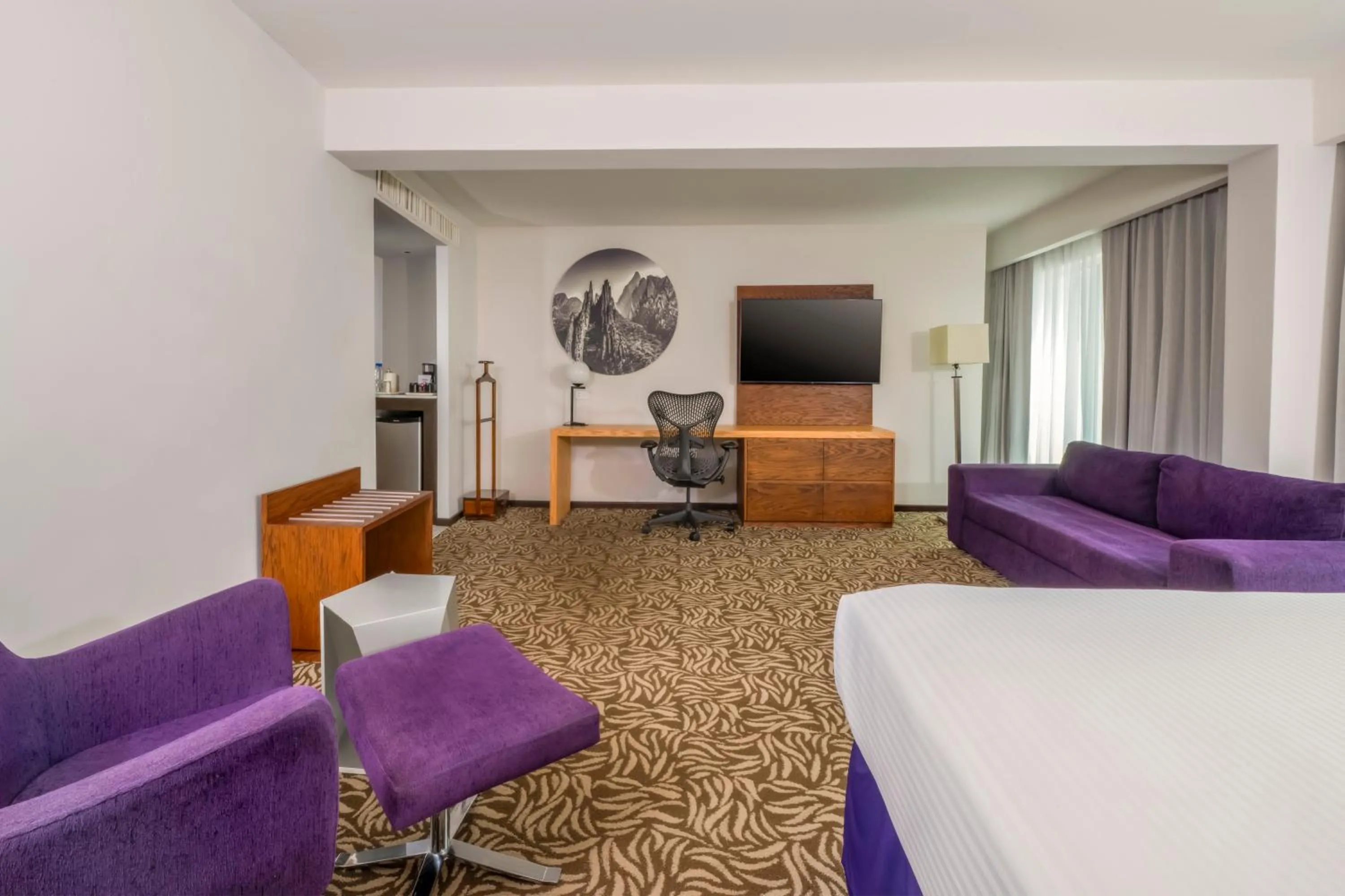 Krystal Urban Monterrey San Jeronimo