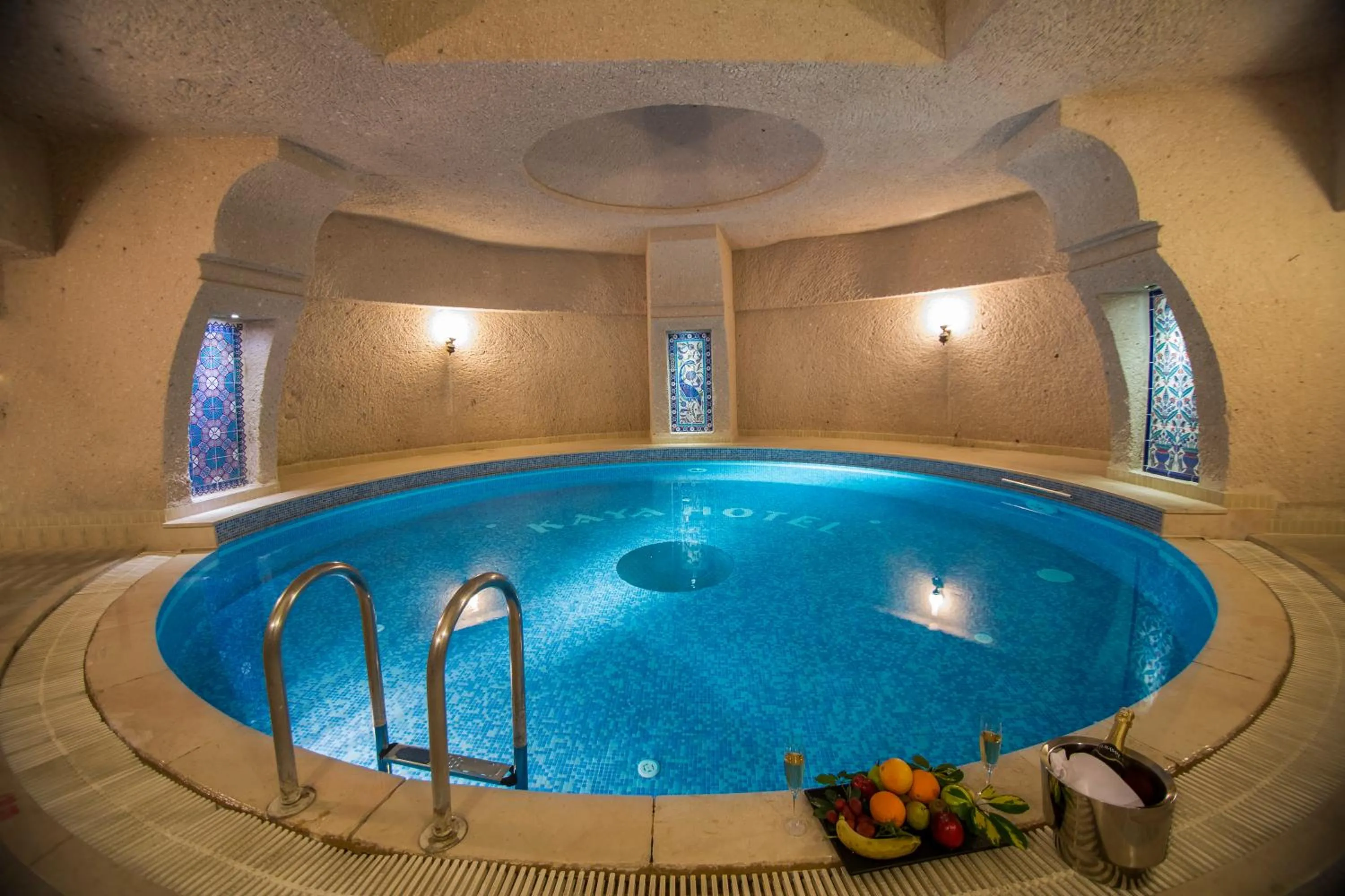 Swimming pool in Uchisar Kaya Otel