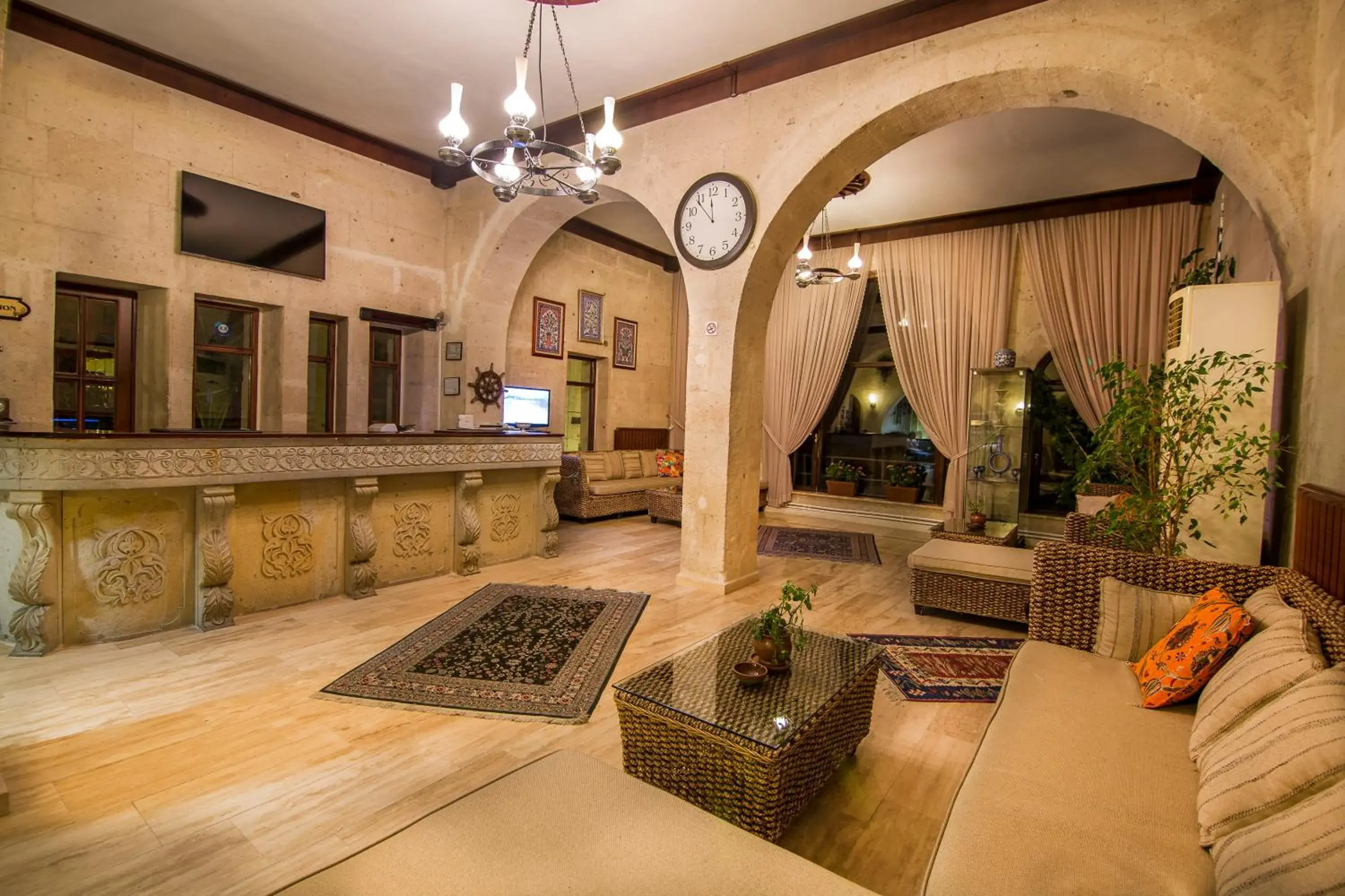 Facade/entrance in Uchisar Kaya Otel Facade/entrance in Uchisar Kaya Otel