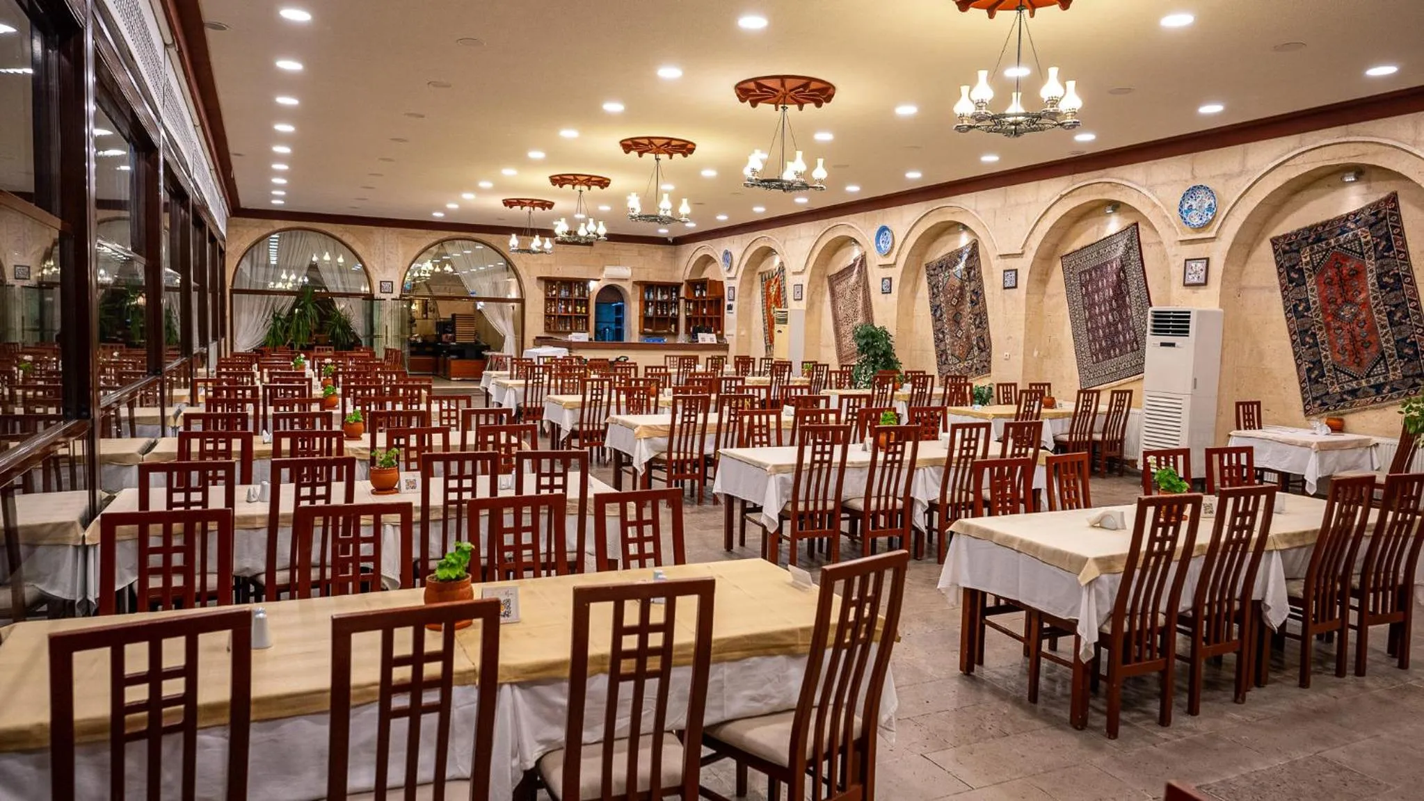 Restaurant/places to eat in Uchisar Kaya Otel
