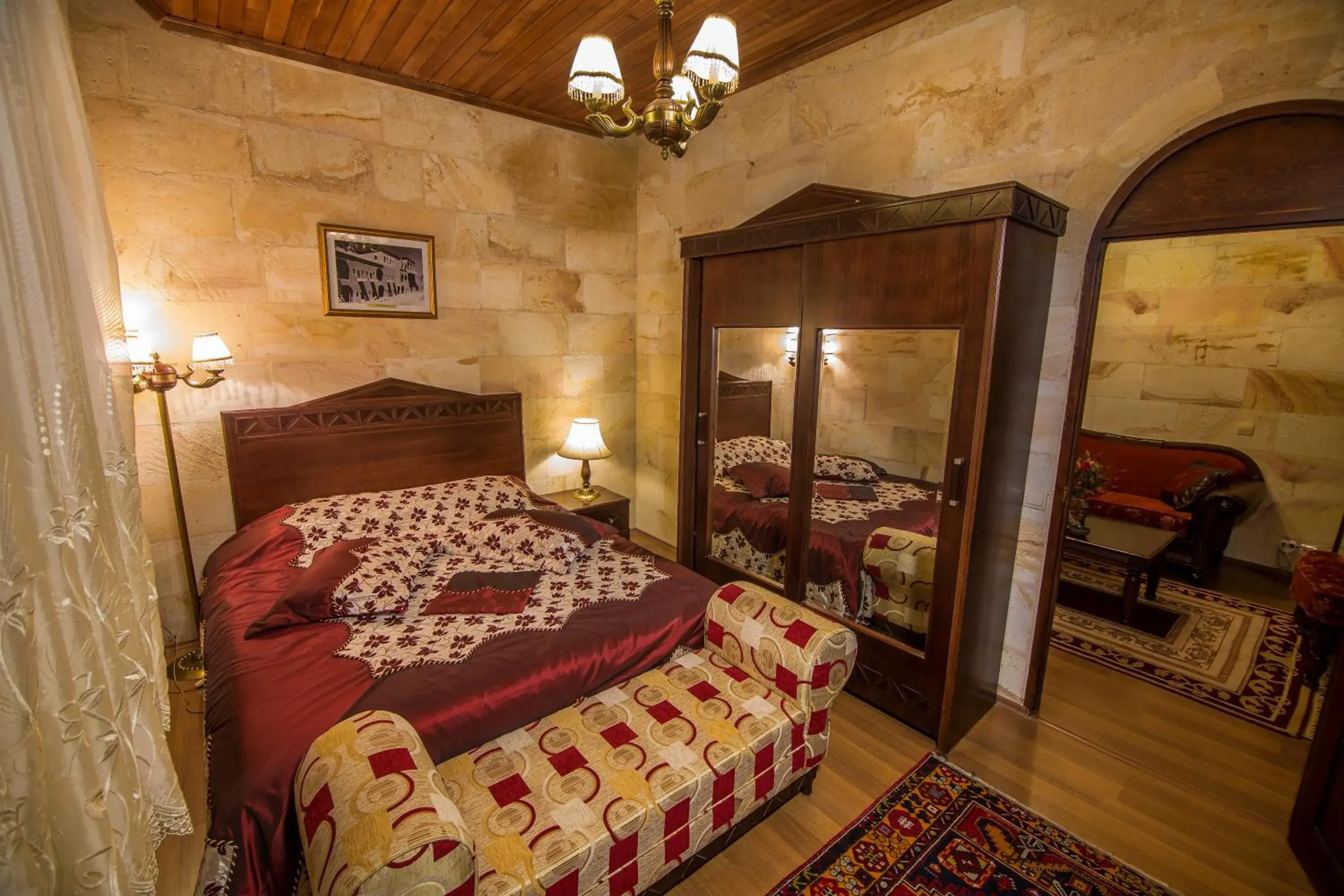 Bed in Uchisar Kaya Otel Bed in Uchisar Kaya Otel