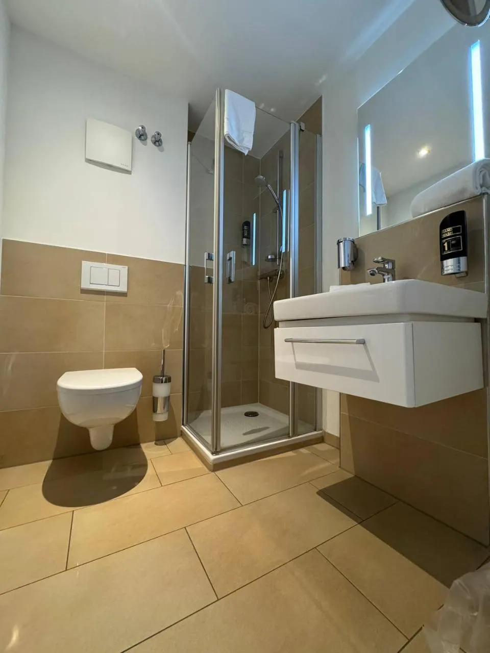 Bathroom in M&A Cityhotel Hildesheim