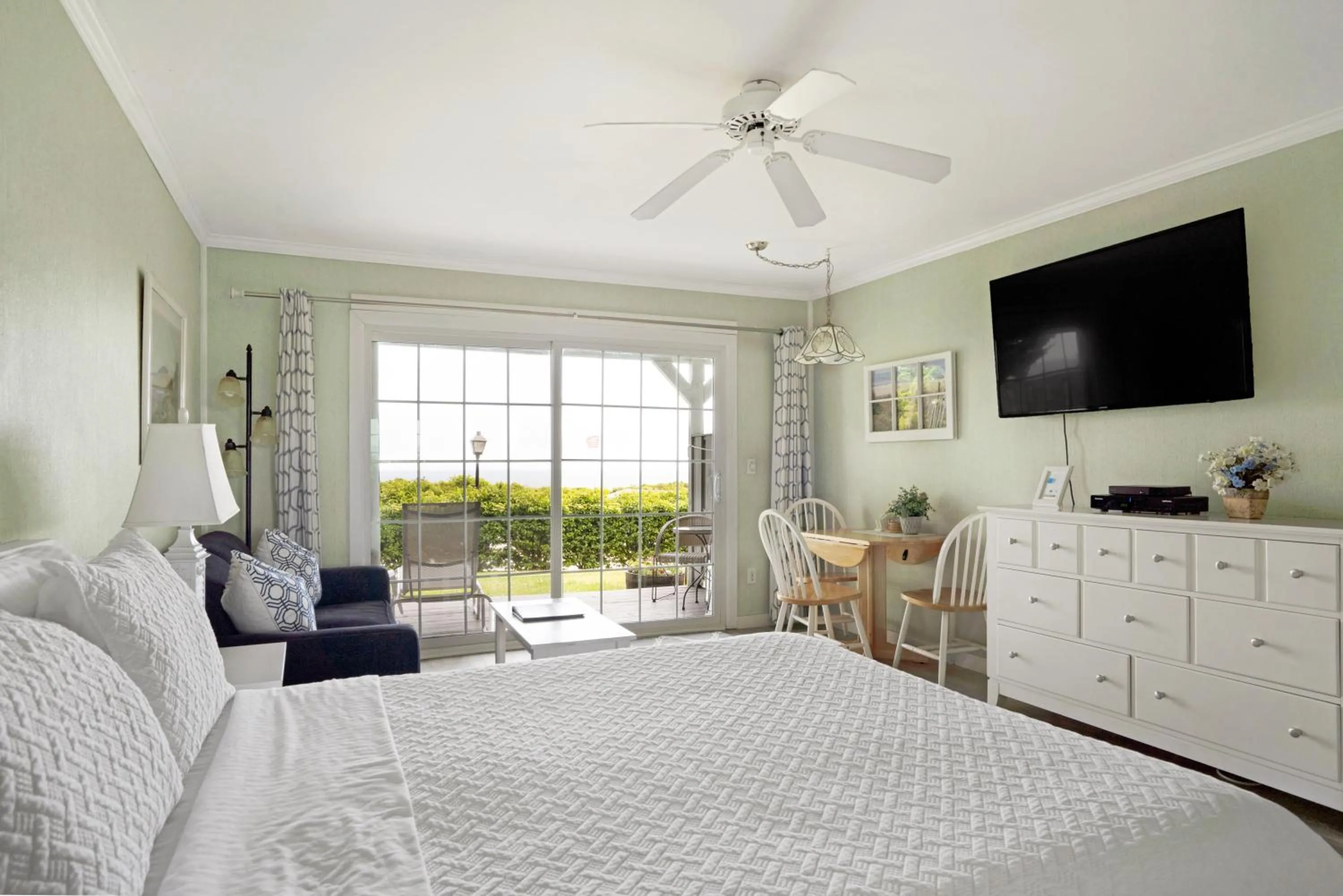 Bed in Beach Plum Resort