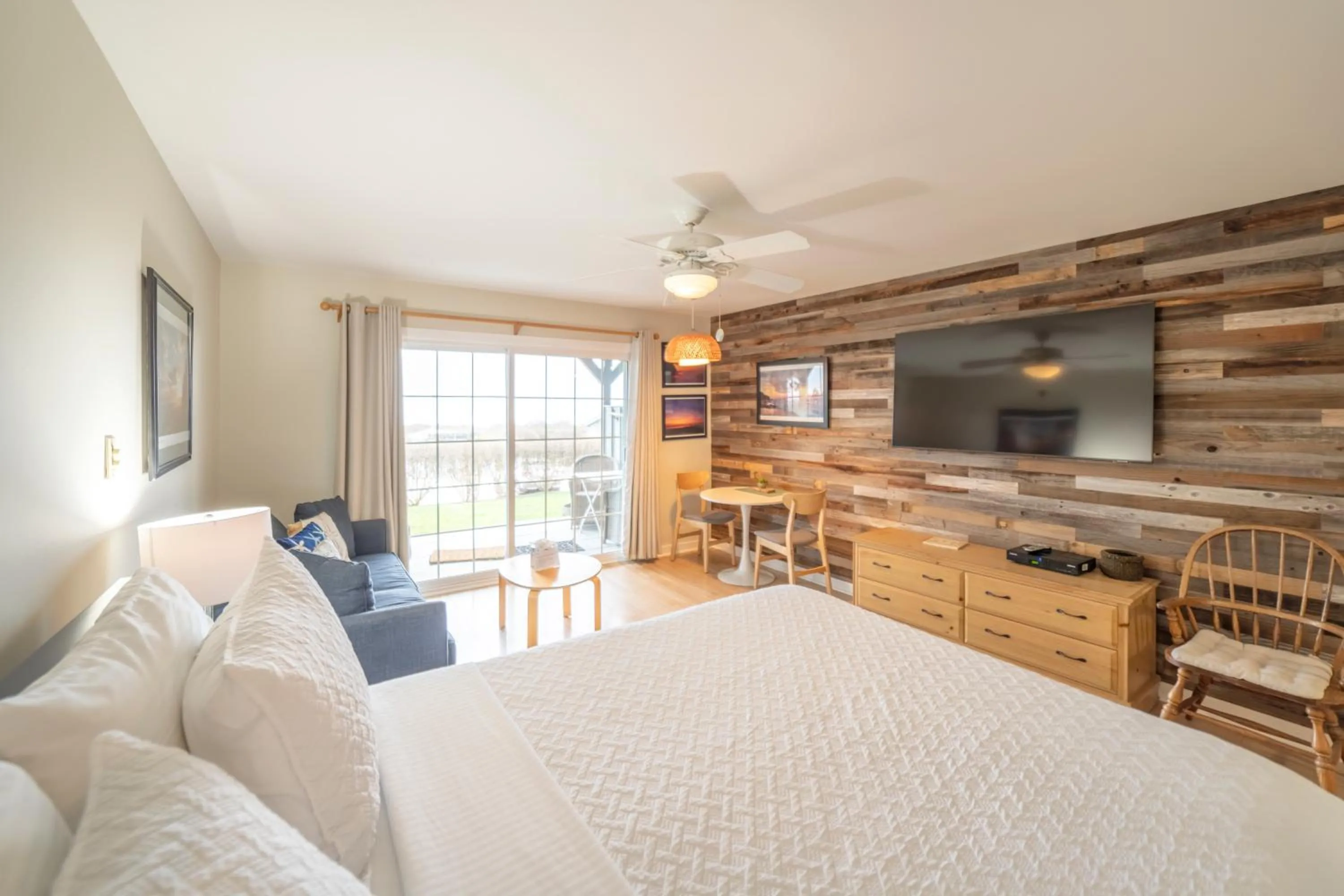 Bed in Beach Plum Resort
