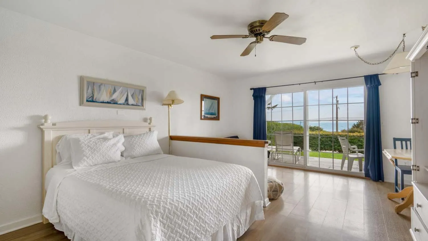 Bed in Beach Plum Resort