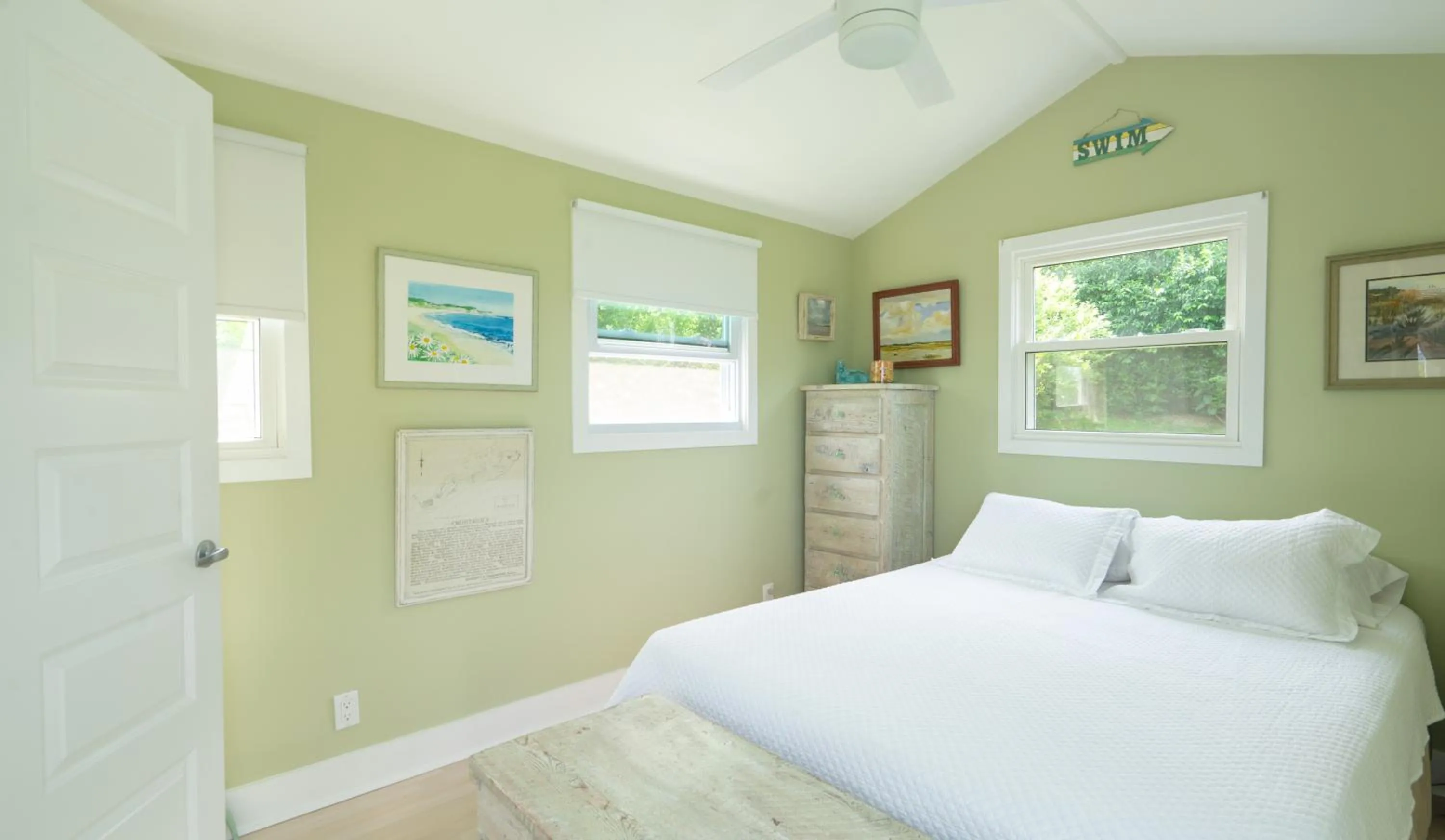 Bed in Beach Plum Resort