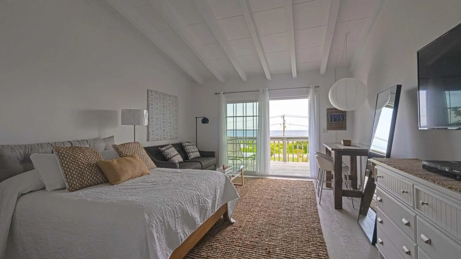Bed in Beach Plum Resort