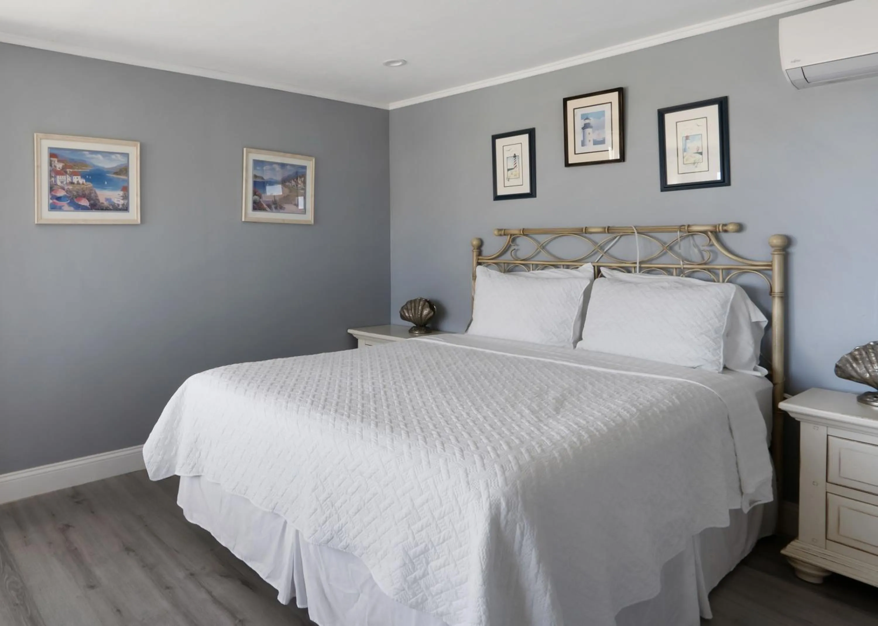 Bed in Beach Plum Resort