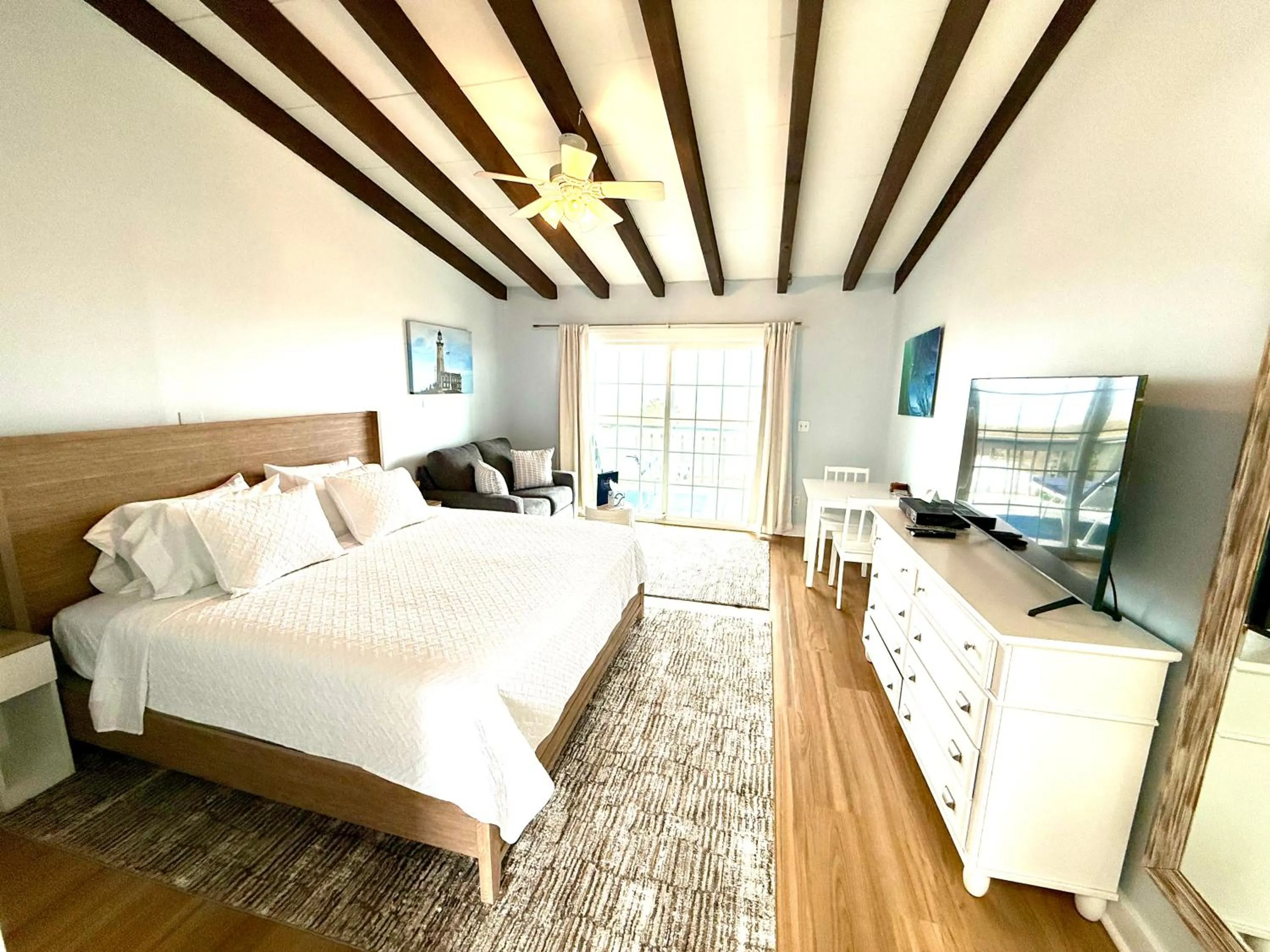 Bed in Beach Plum Resort