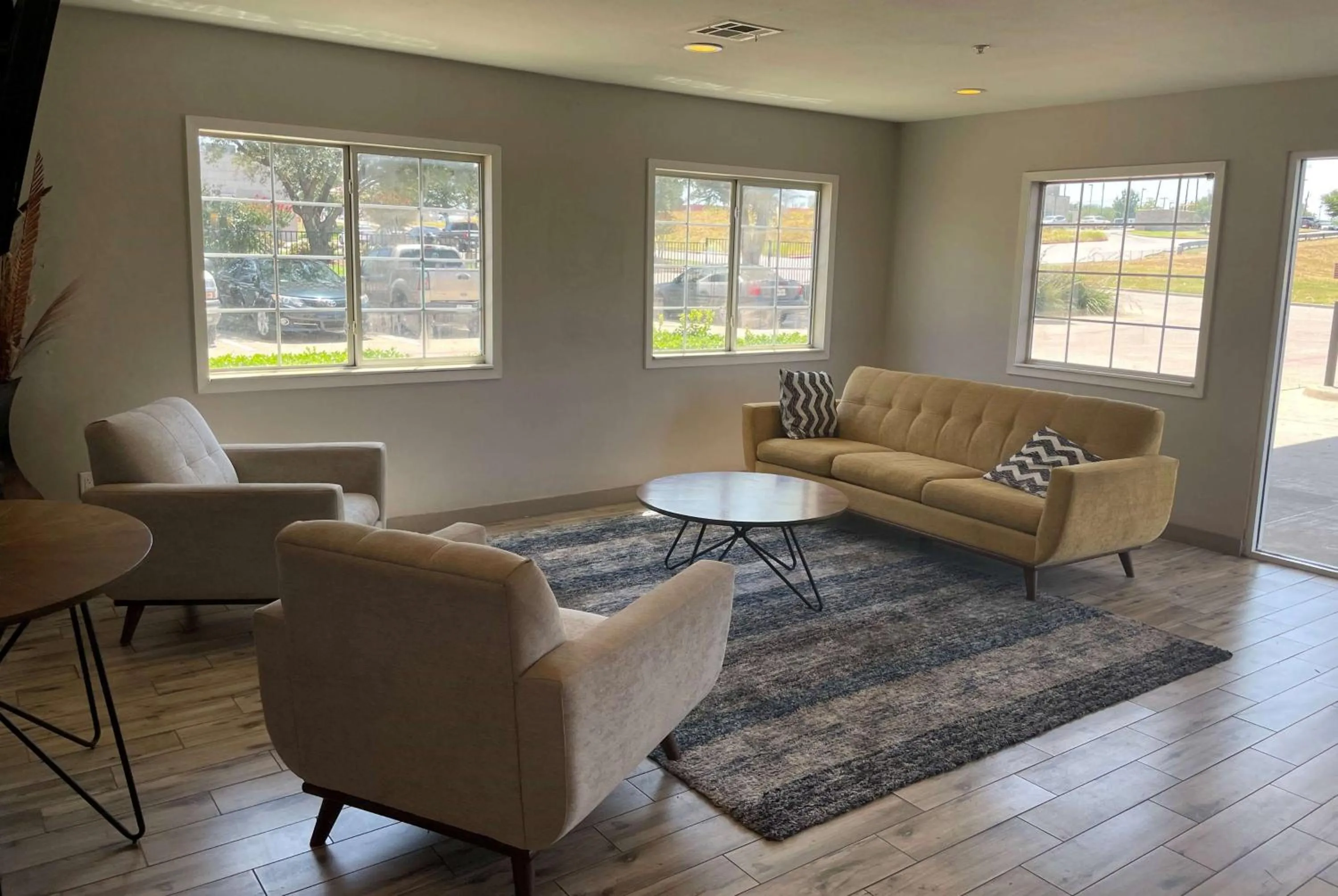 Lobby or reception in Days Inn by Wyndham Mesquite Rodeo TX