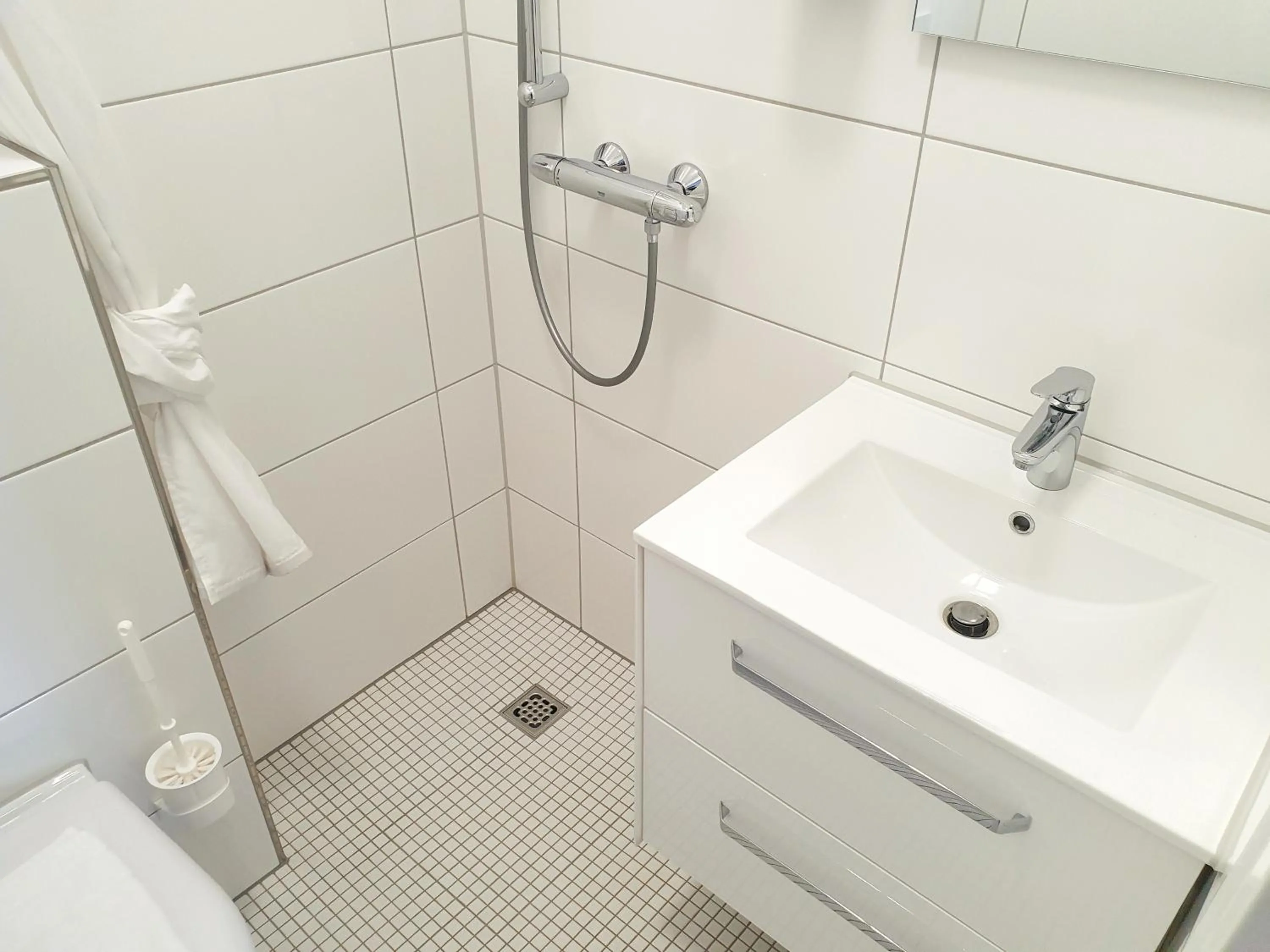 Shower in Aparthotel Sanni