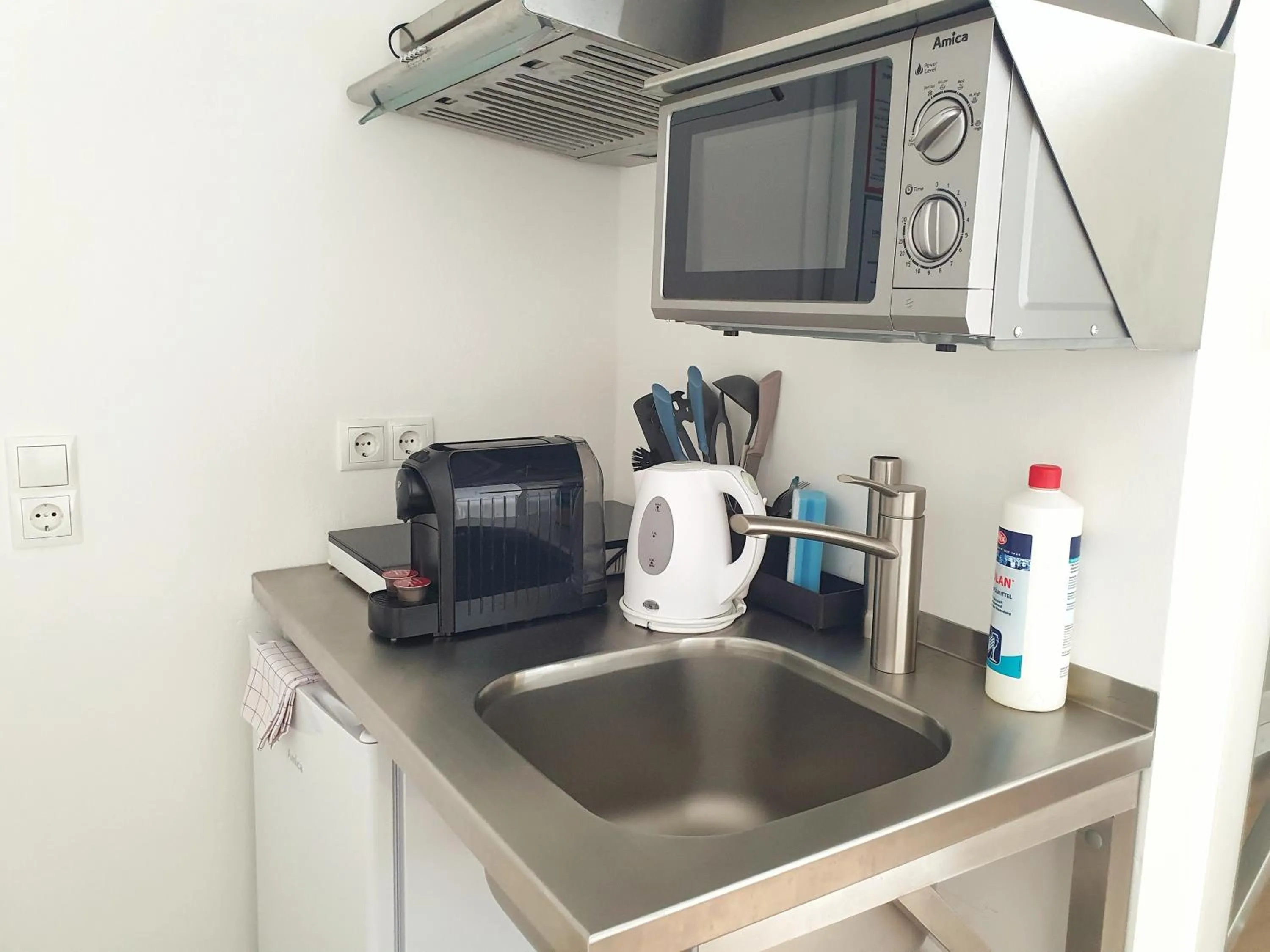 Coffee/tea facilities in Aparthotel Sanni