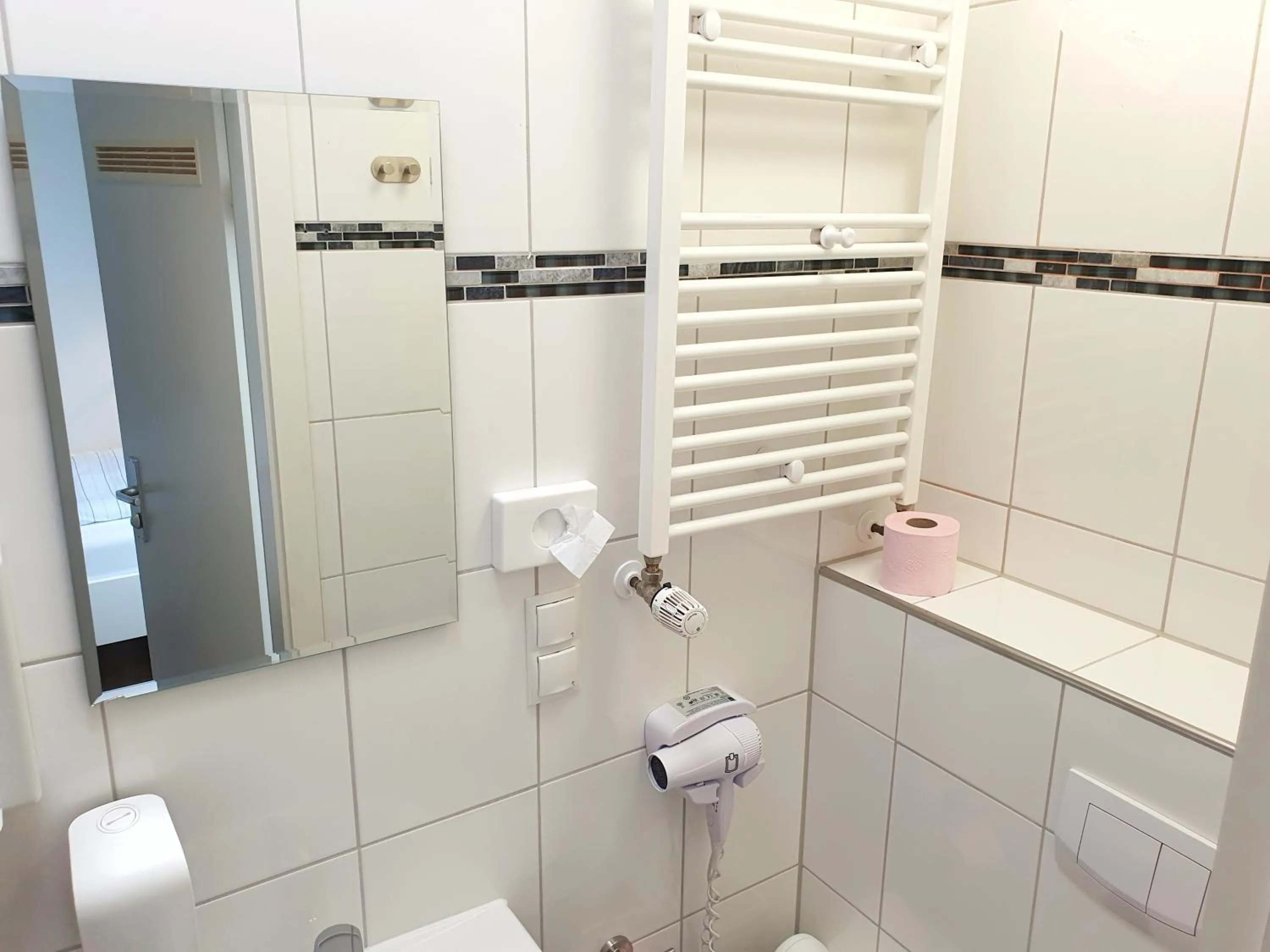 Shower in Aparthotel Sanni