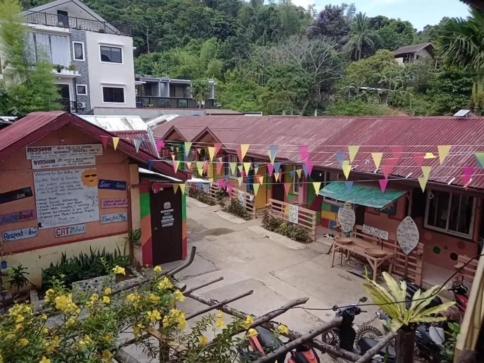 Property building in Sun Valley Hostel