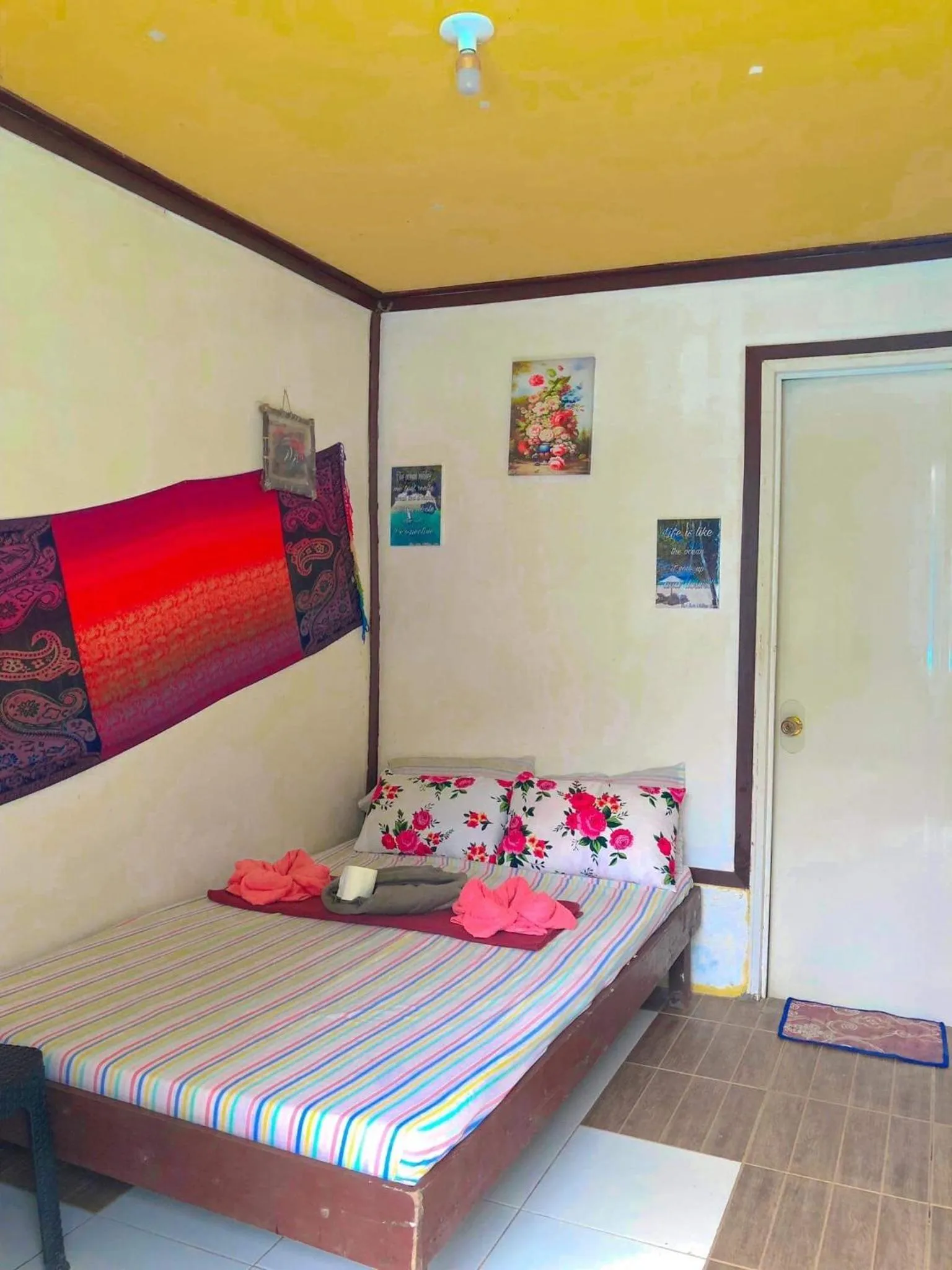 Photo of the whole room, Bed in Sun Valley Hostel