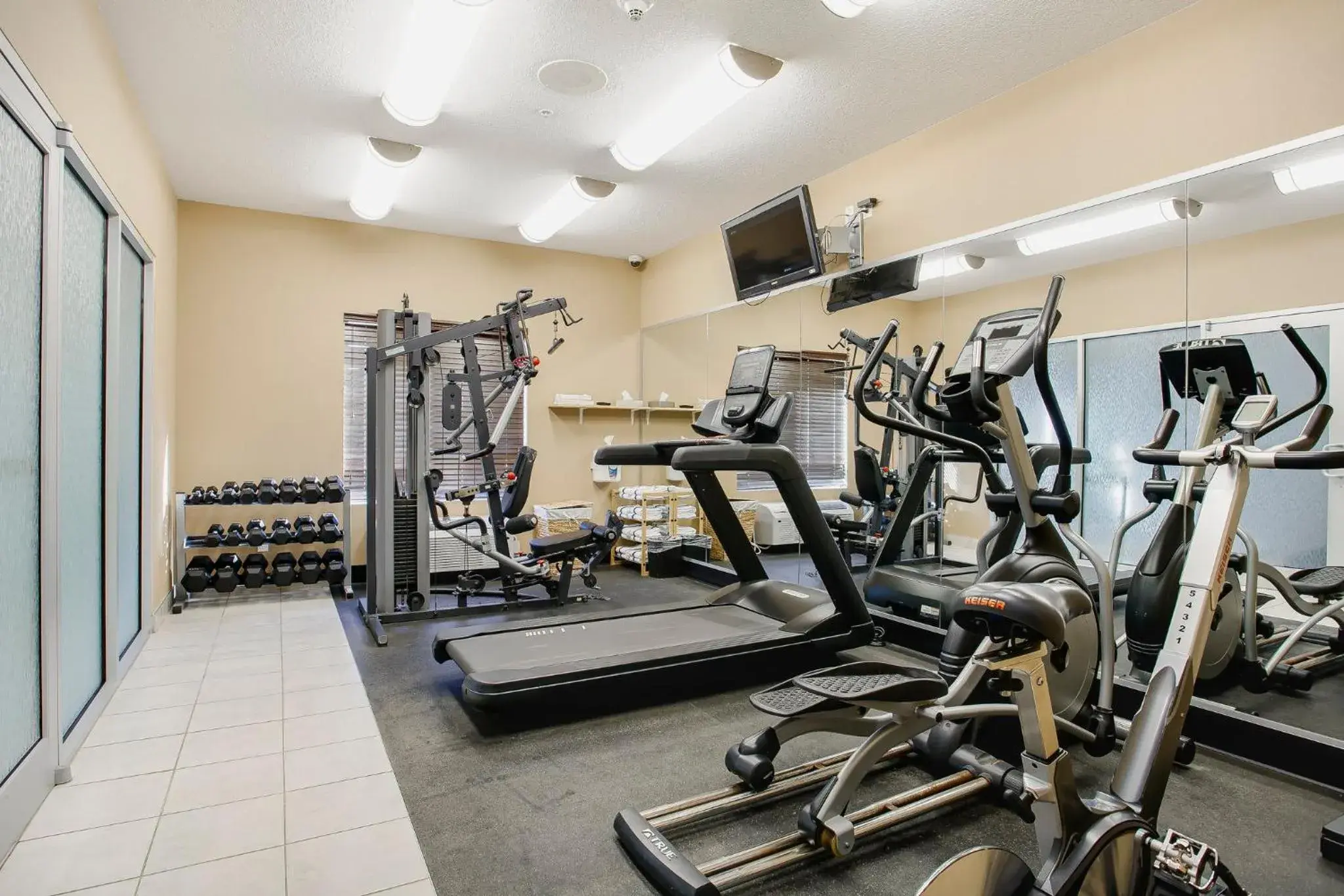 Fitness centre/facilities in Holiday Inn Express Hotel & Suites - Slave Lake by IHG Fitness centre/facilities in Holiday Inn Express Hotel & Suites - Slave Lake by IHG