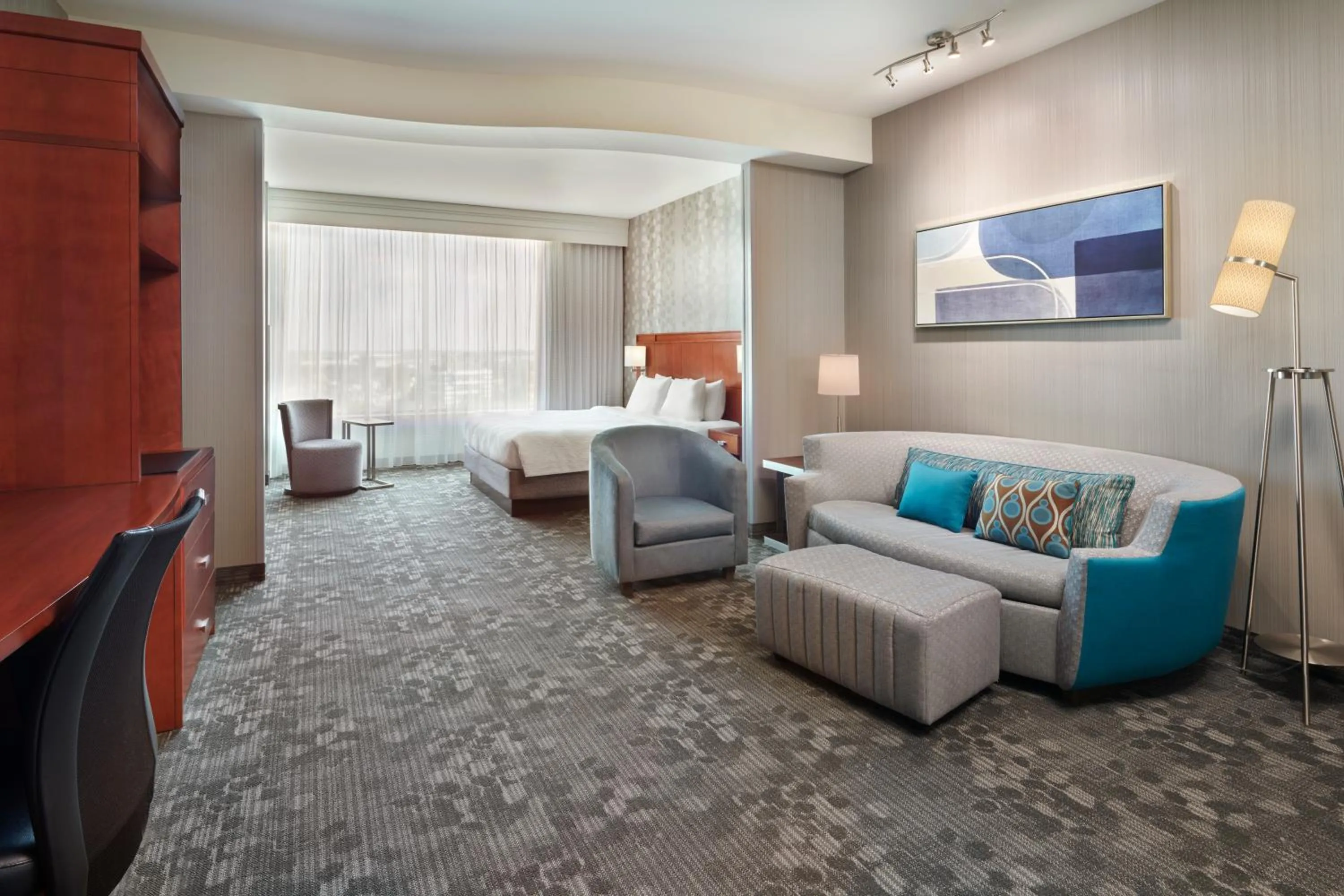 Living room in Courtyard by Marriott Ottawa East
