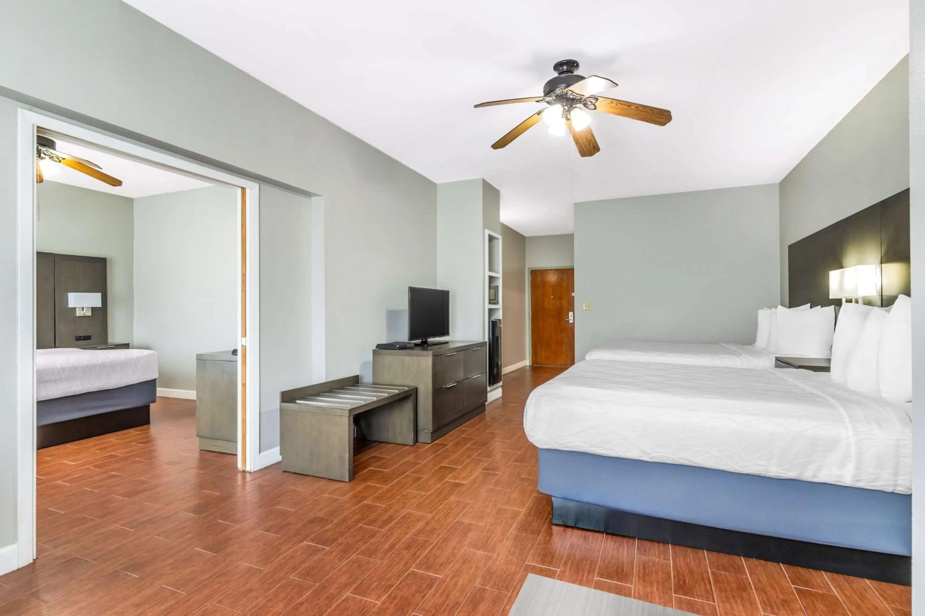 Photo of the whole room, Bed in Best Western Port Lavaca Inn