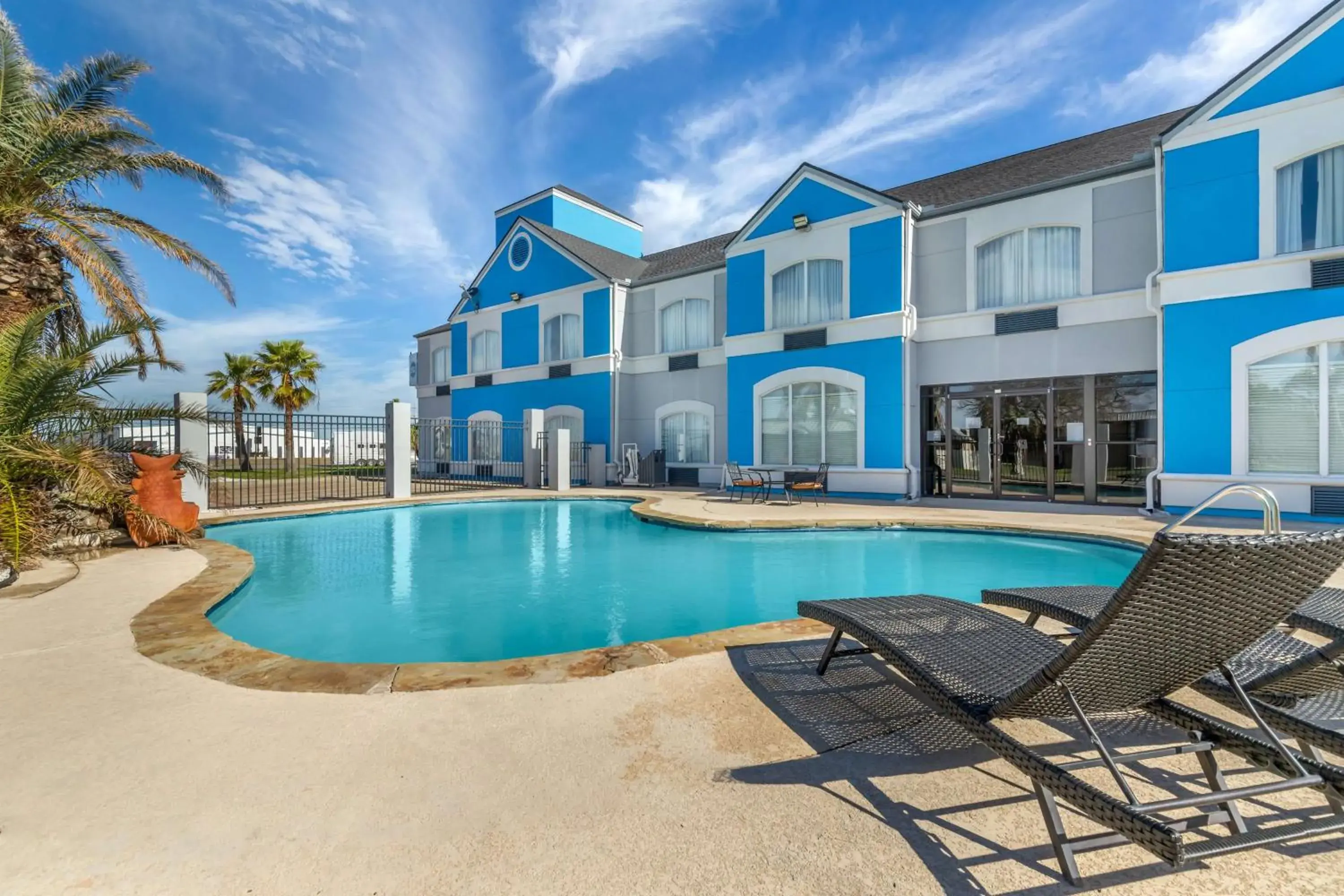 Pool view in Best Western Port Lavaca Inn Pool view in Best Western Port Lavaca Inn