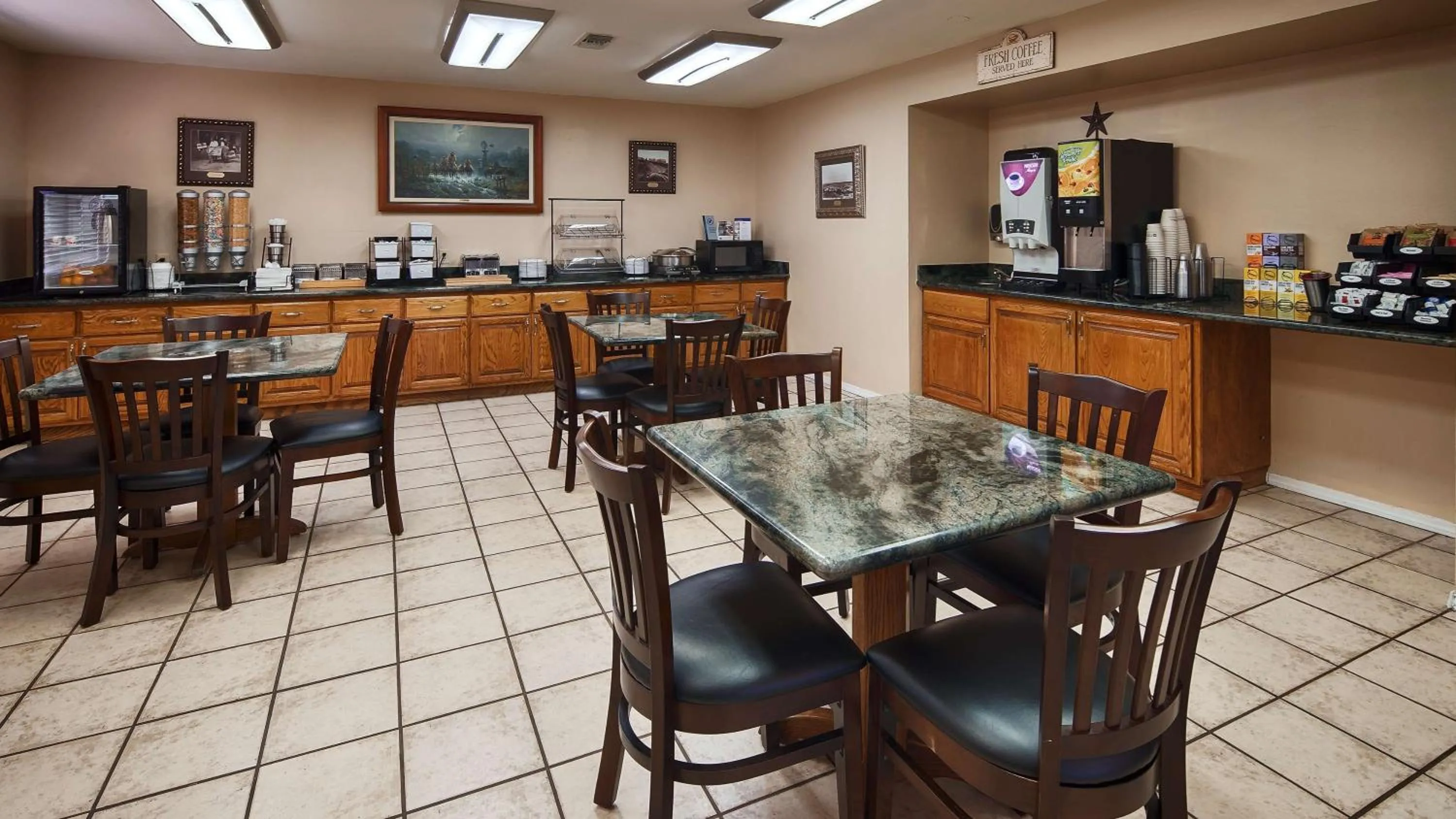 Restaurant/places to eat in Americas Best Value Inn & Suites Sonora