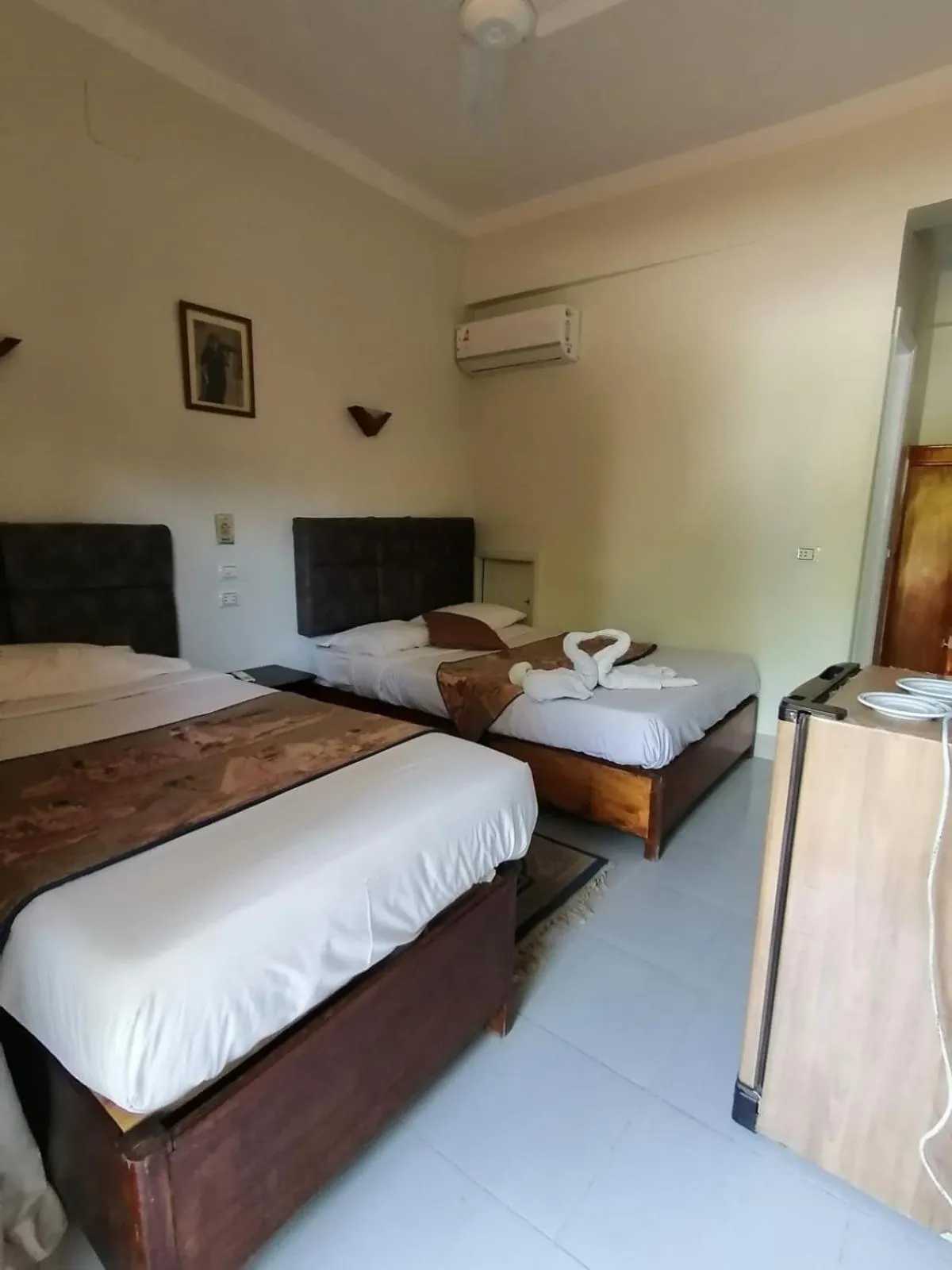 Bed in Rezeiky Hotel & Camp