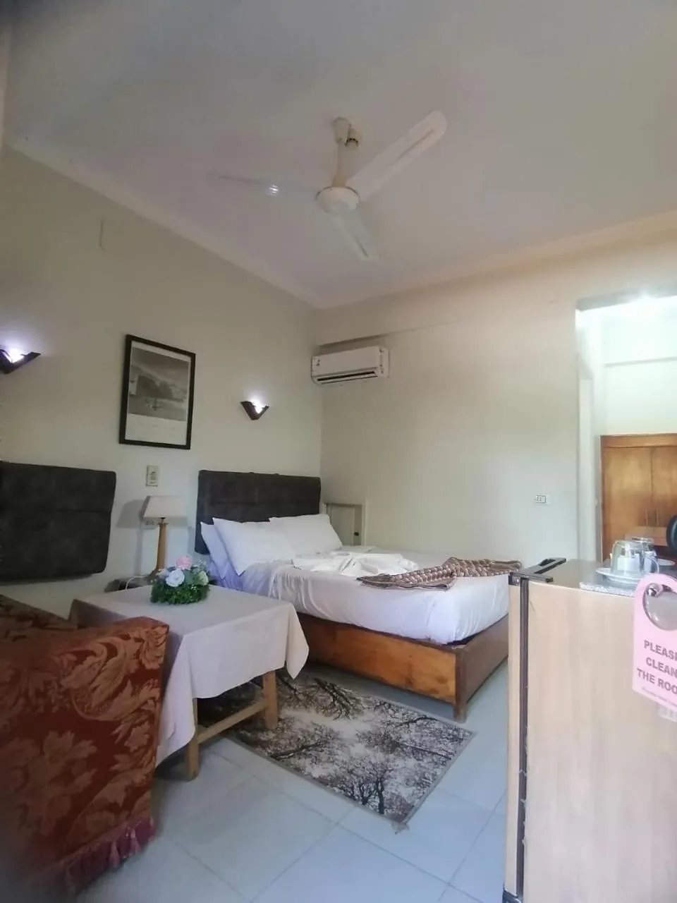 Bed in Rezeiky Hotel & Camp