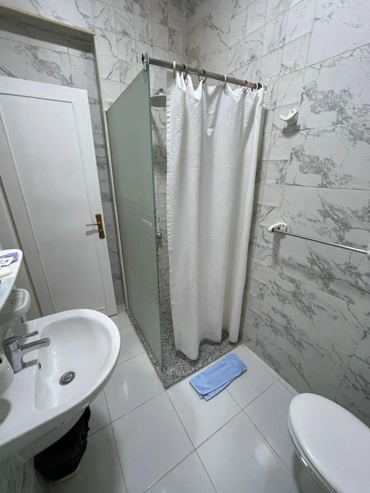 Rezeiky Hotel & Camp